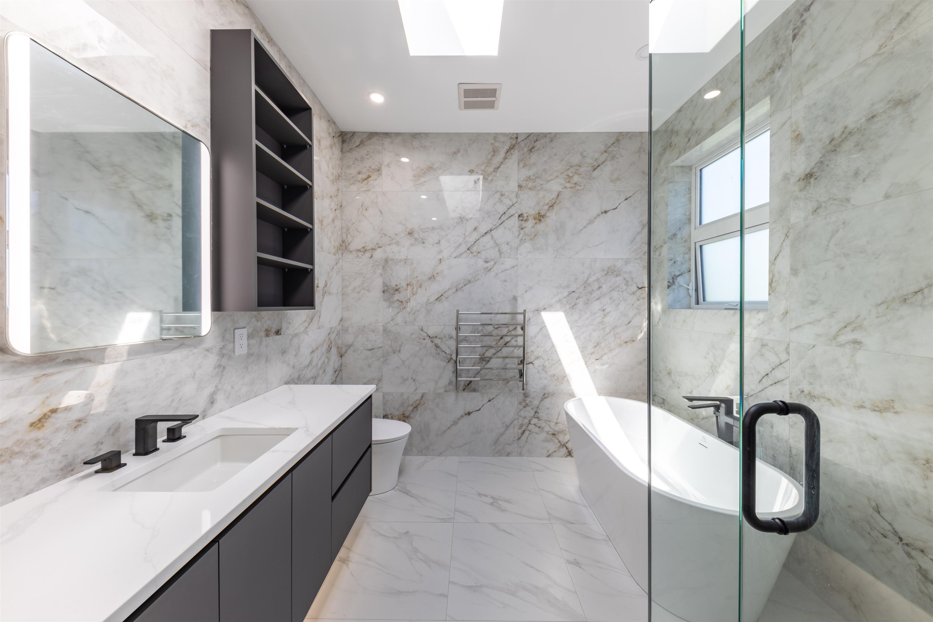 3587 Mayfair Avenue, Vancouver, BC