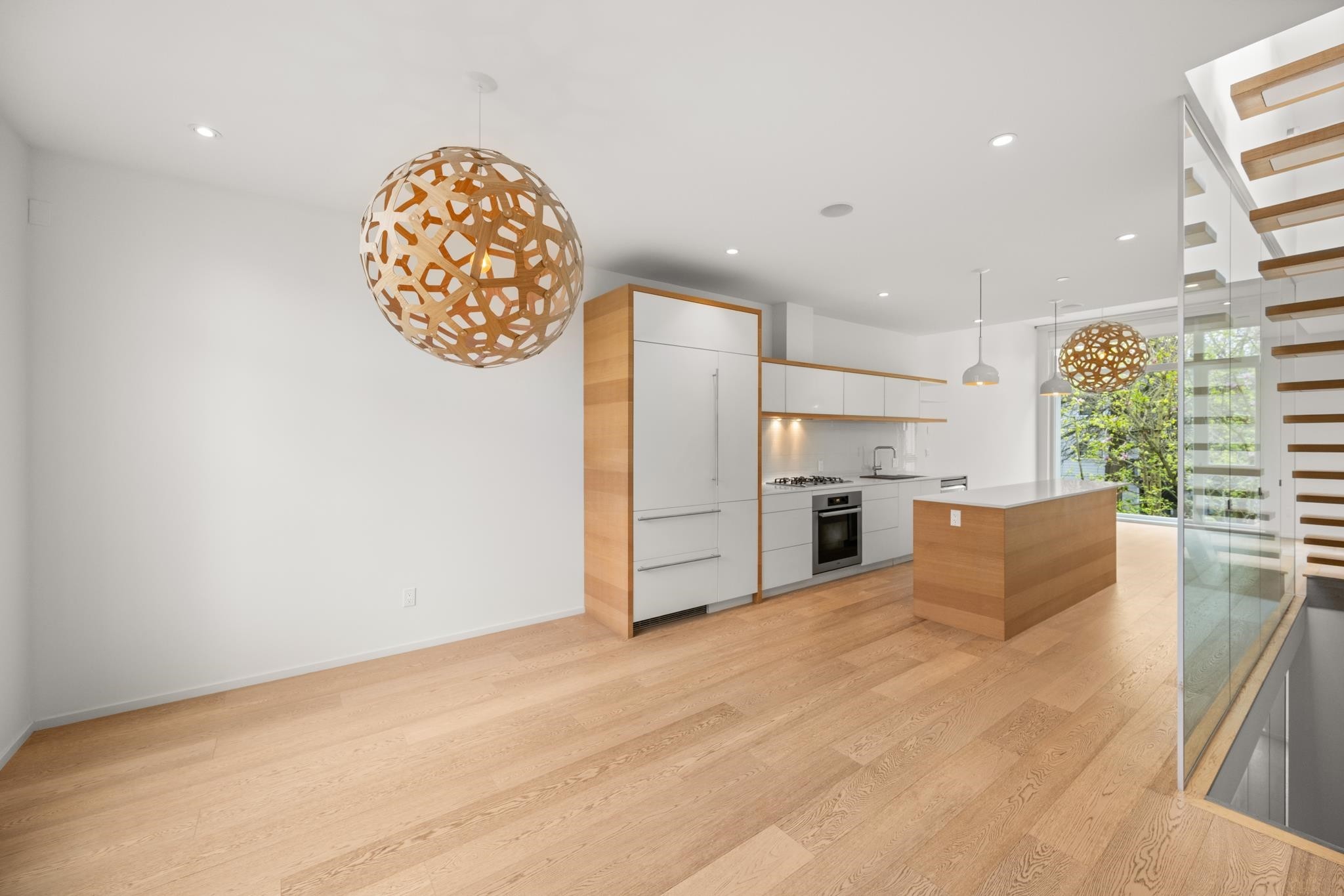 1889 2Nd Avenue W, Vancouver, BC