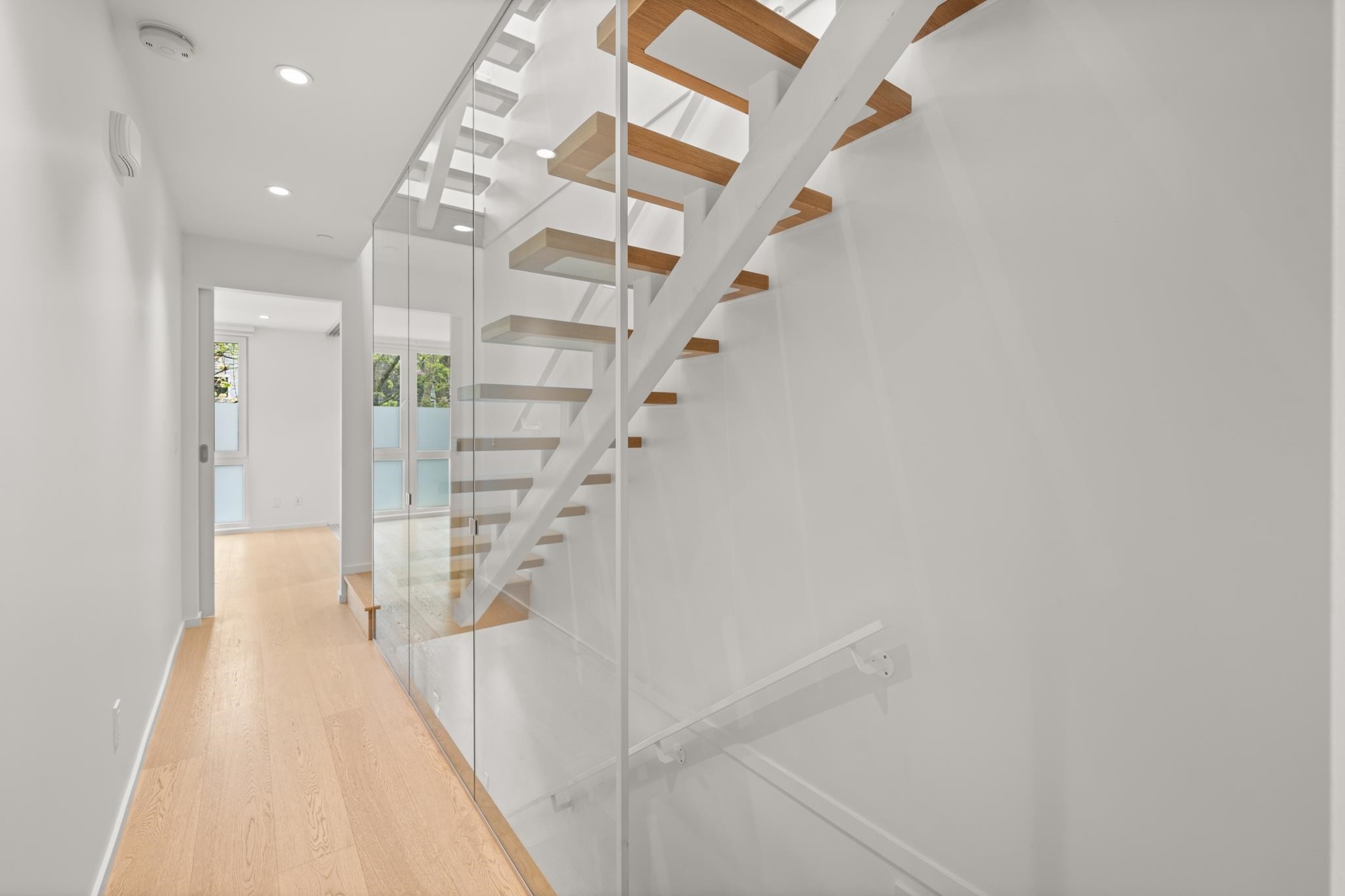 1889 2Nd Avenue W, Vancouver, BC