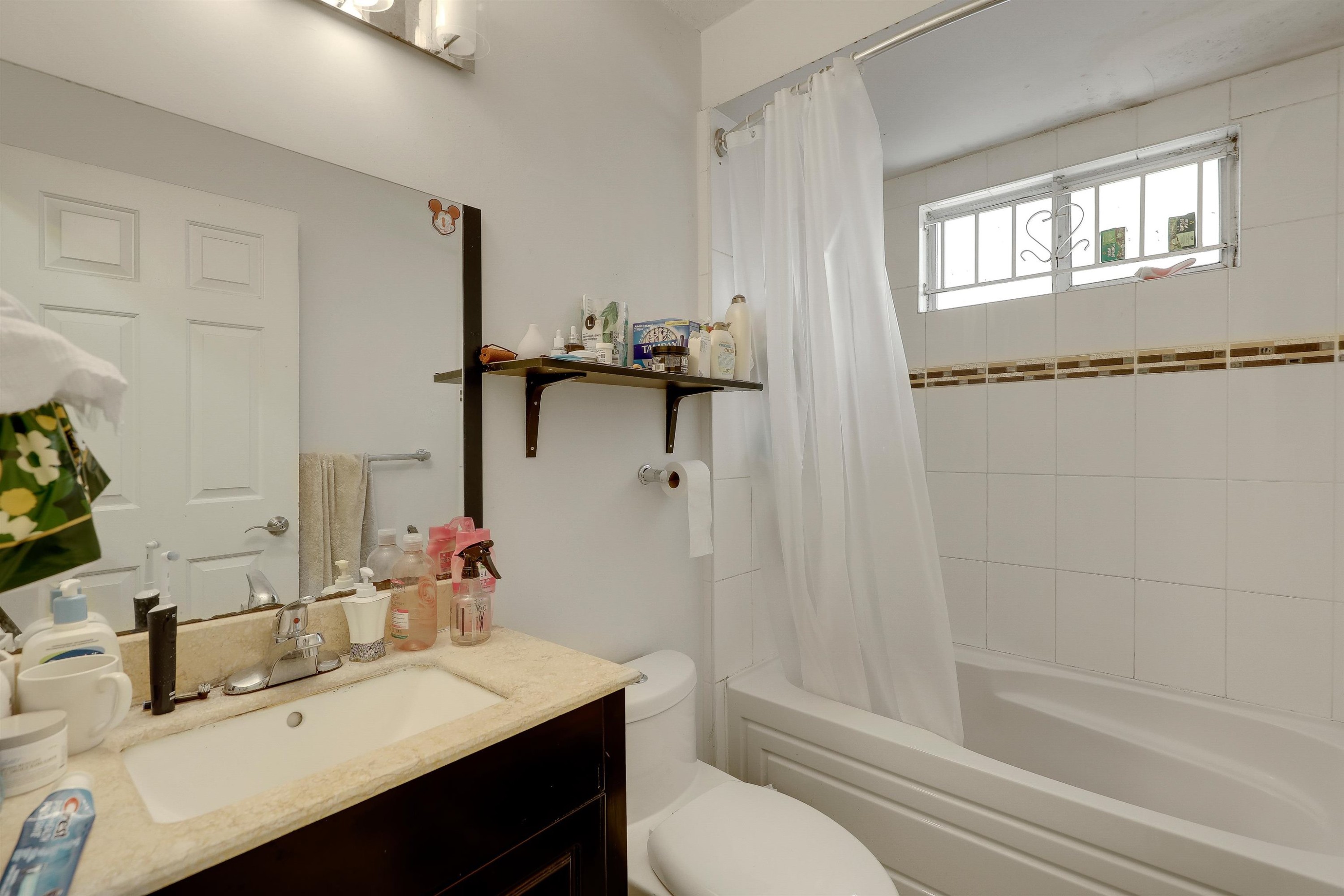 1457 18Th Avenue E, Vancouver, BC