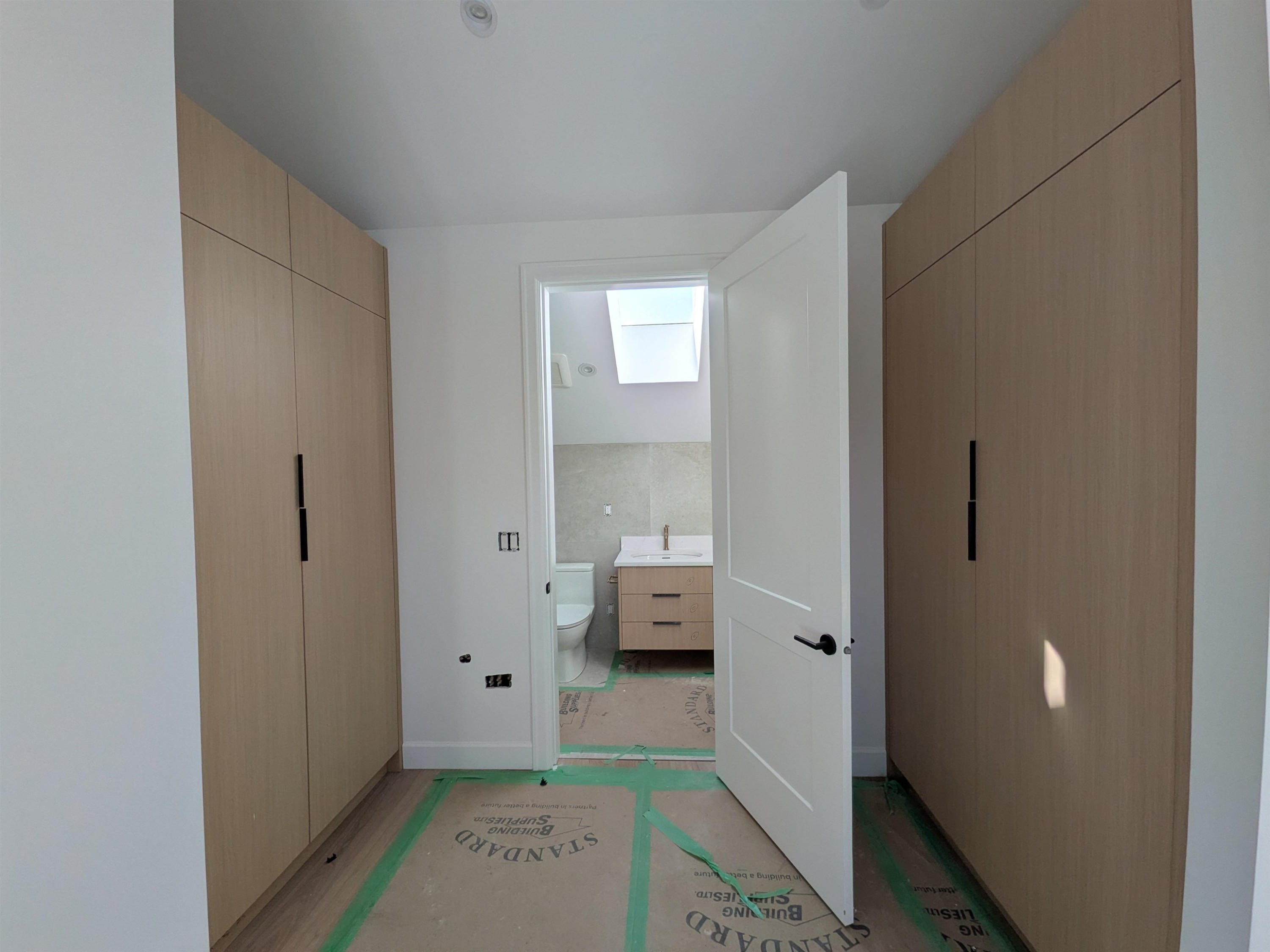 918 16Th Avenue E, Vancouver, BC