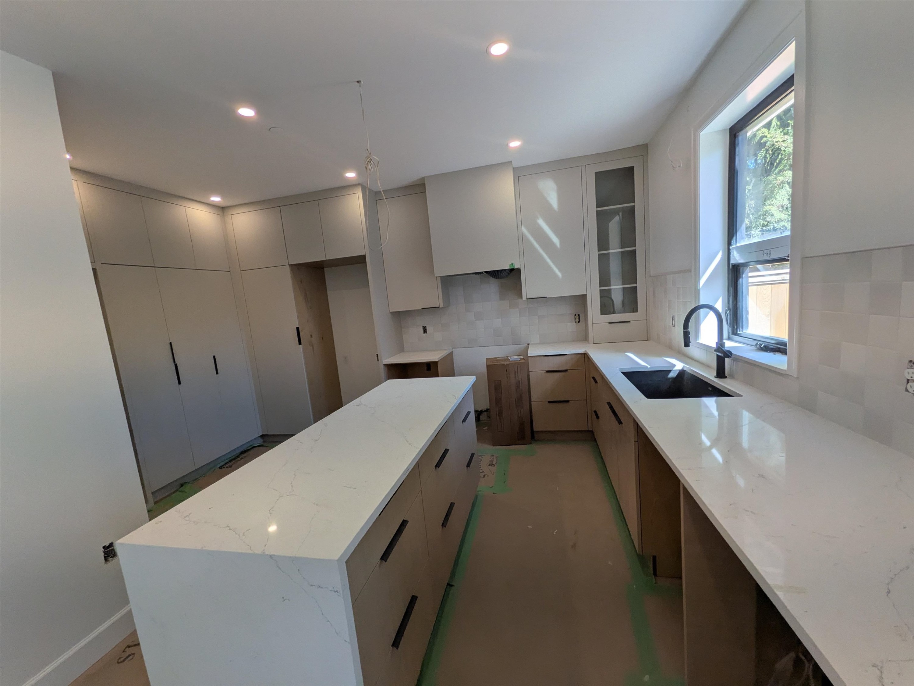 918 16Th Avenue E, Vancouver, BC