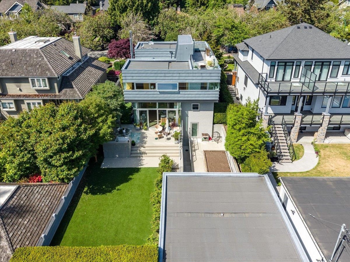4056 36Th Avenue W, Vancouver, BC