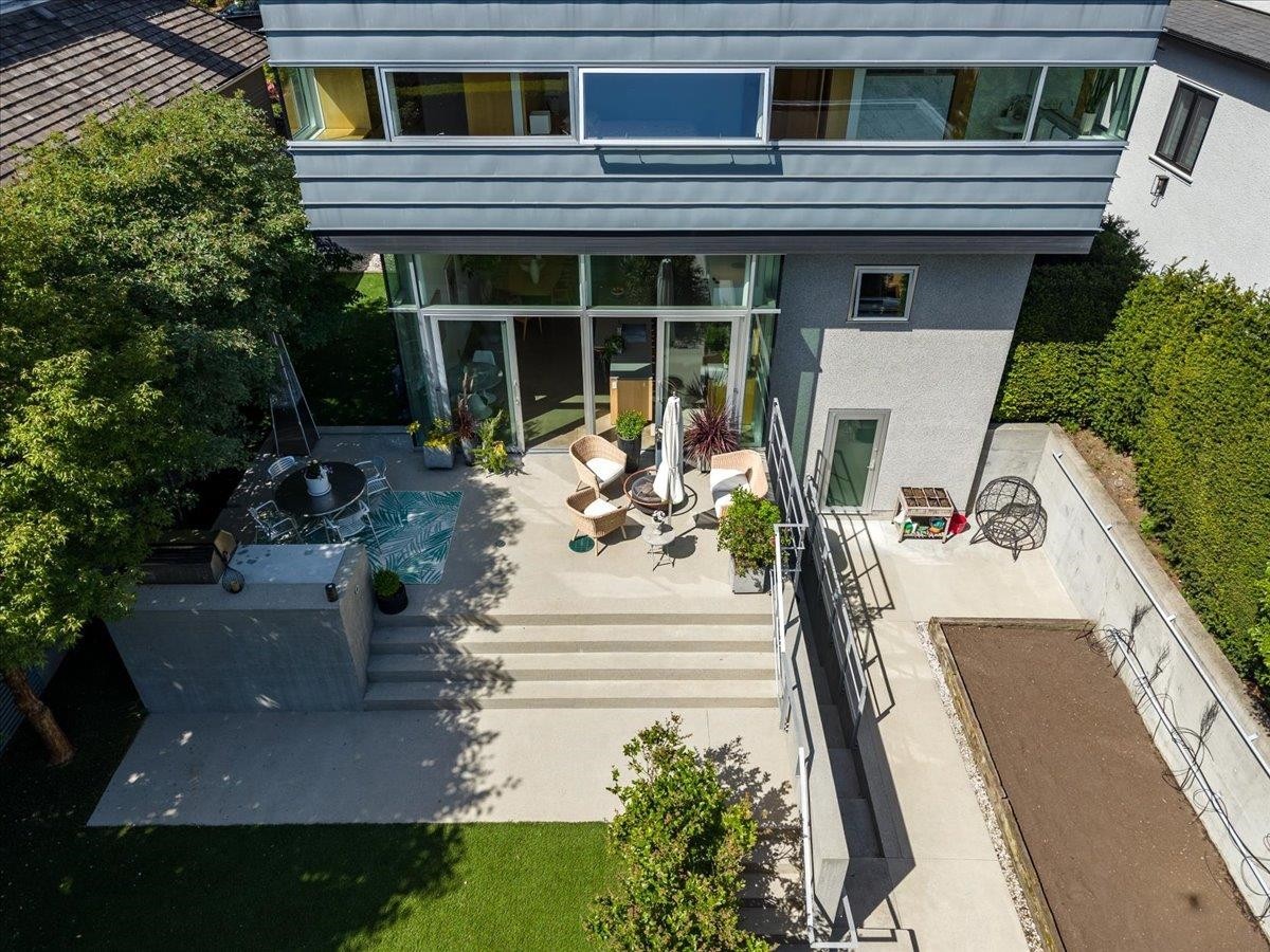 4056 36Th Avenue W, Vancouver, BC