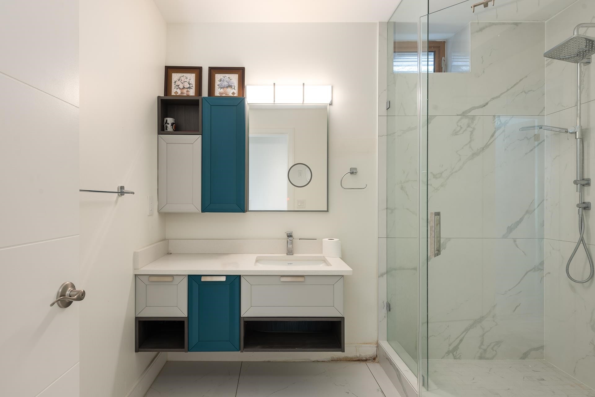 1160 Queens Avenue, West Vancouver, BC