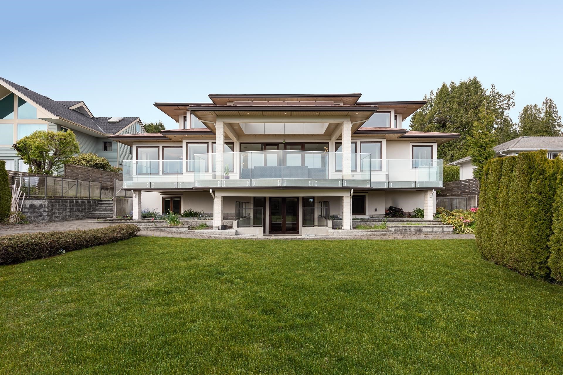 1160 Queens Avenue, West Vancouver, BC