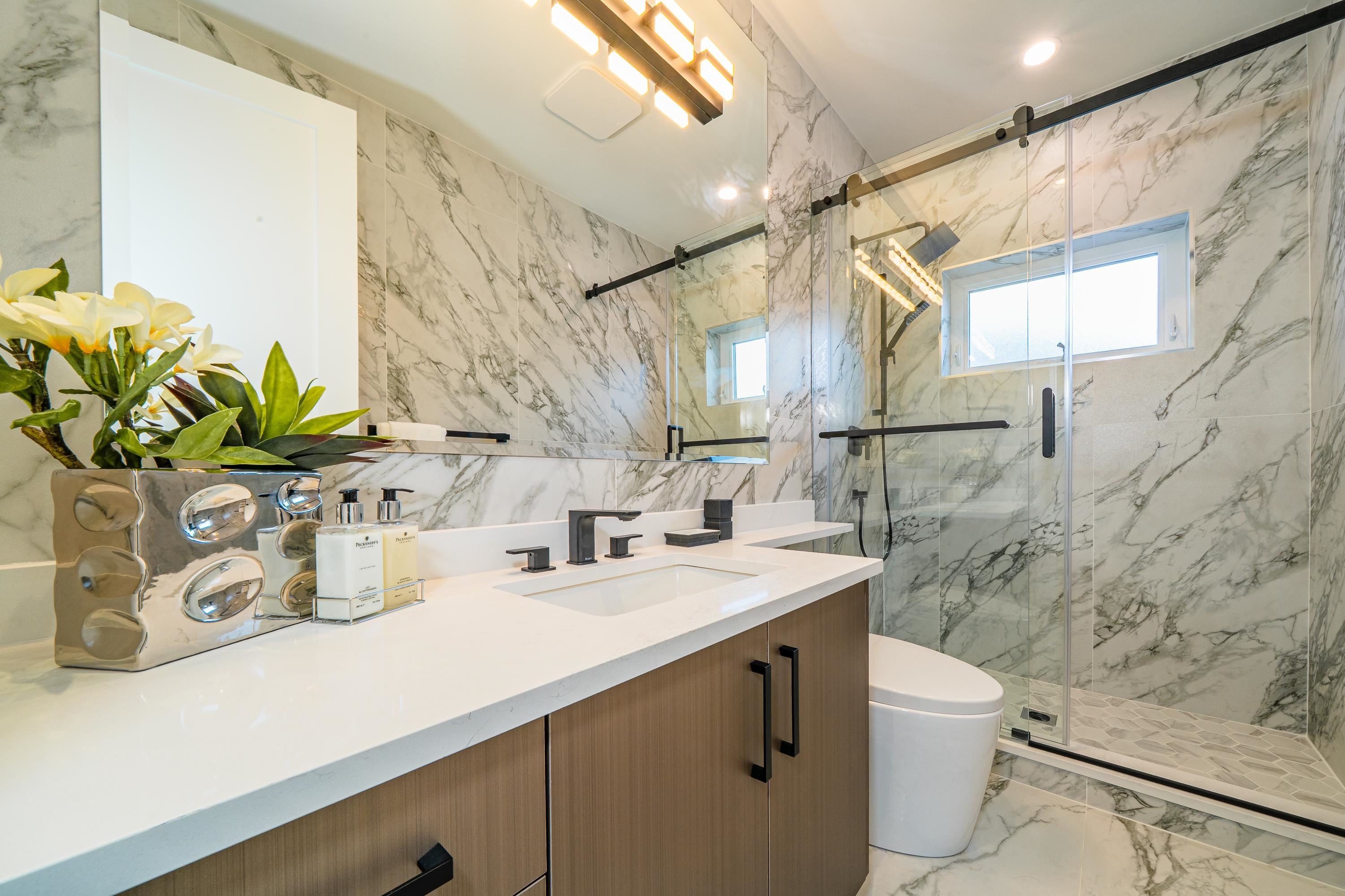 8411 Elsmore Road, Richmond, BC