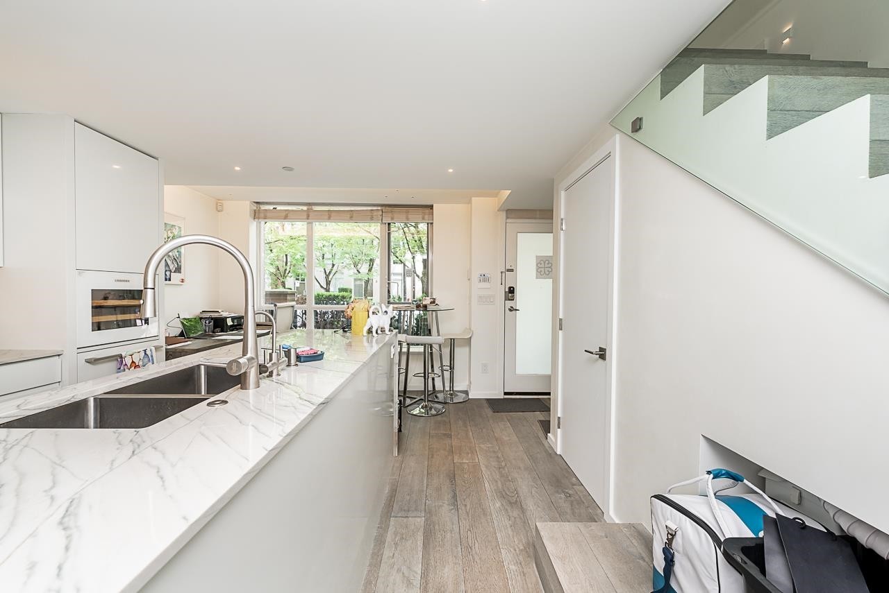 938 Beatty Street, Vancouver, BC