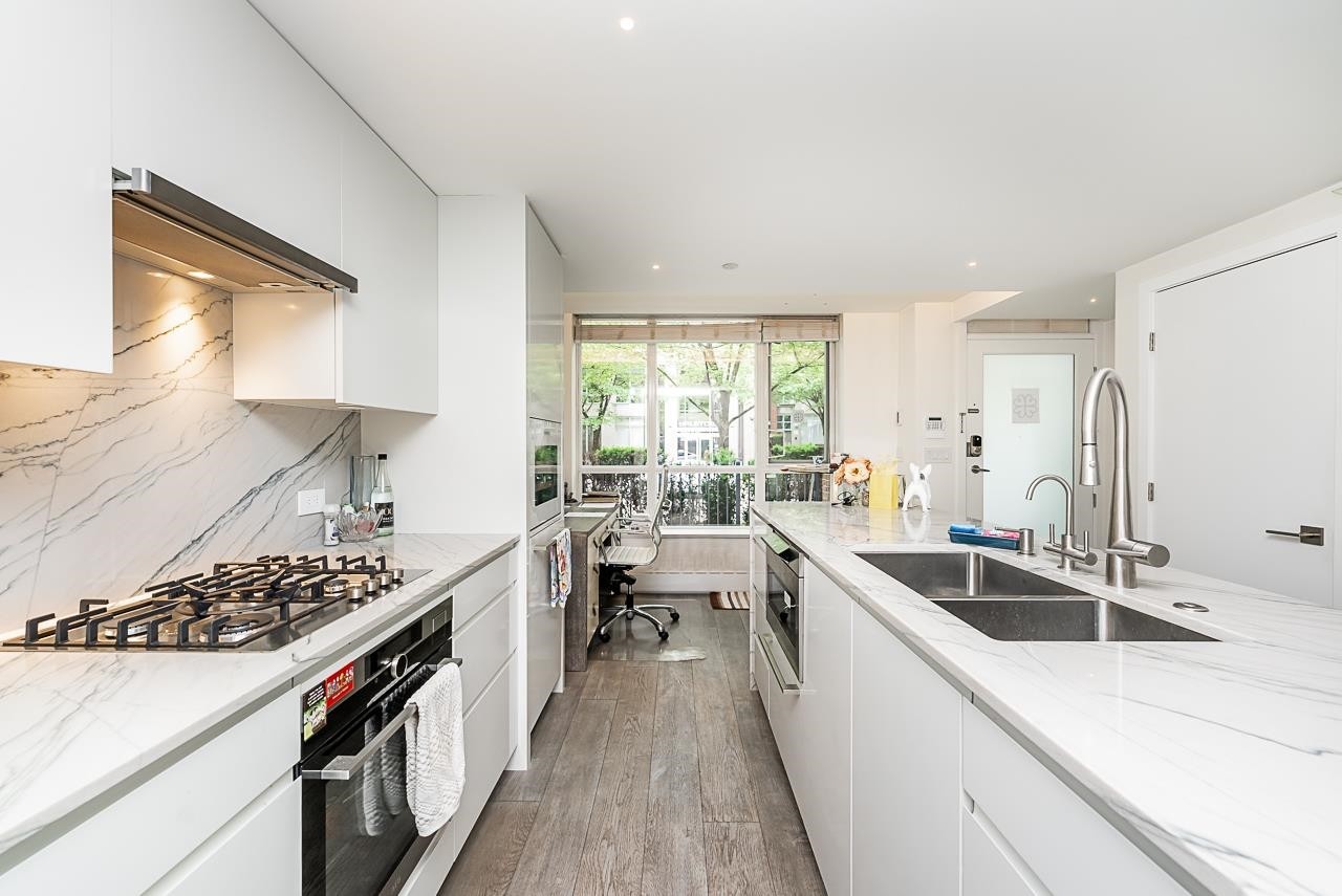 938 Beatty Street, Vancouver, BC