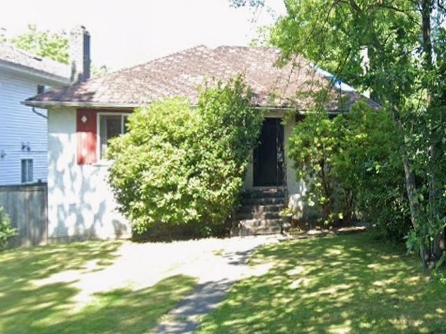 2315 13Th Avenue W, Vancouver, BC