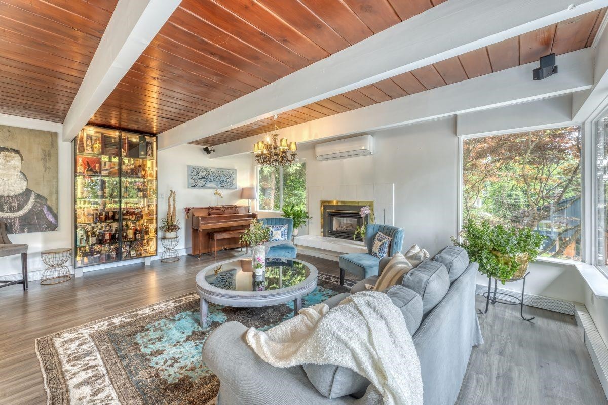 466 Kings Road E, North Vancouver, BC