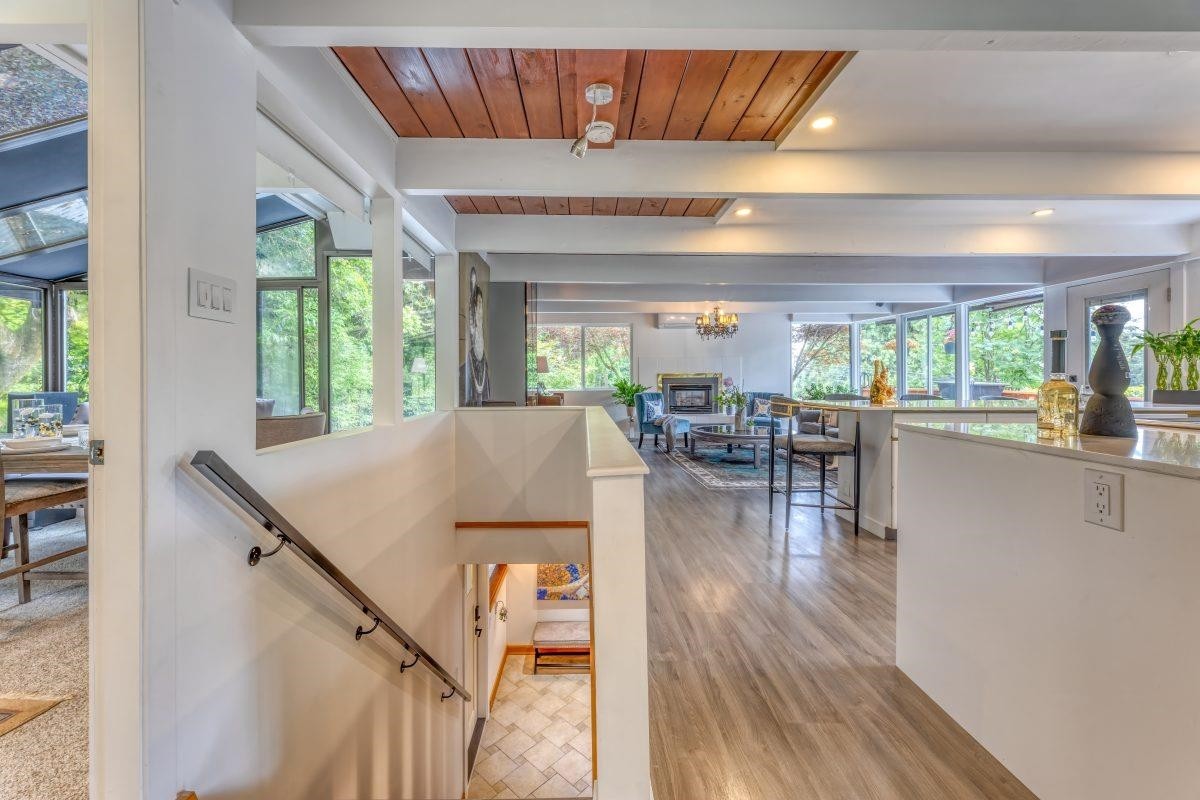 466 Kings Road E, North Vancouver, BC