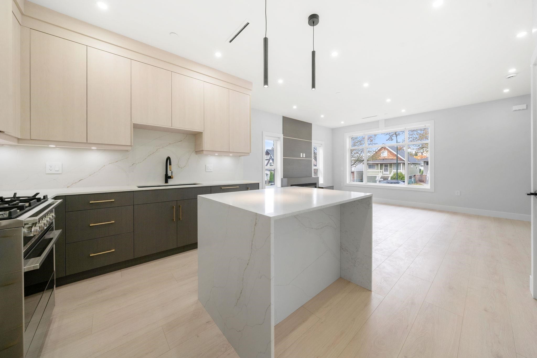 3274 44Th Avenue E, Vancouver, BC