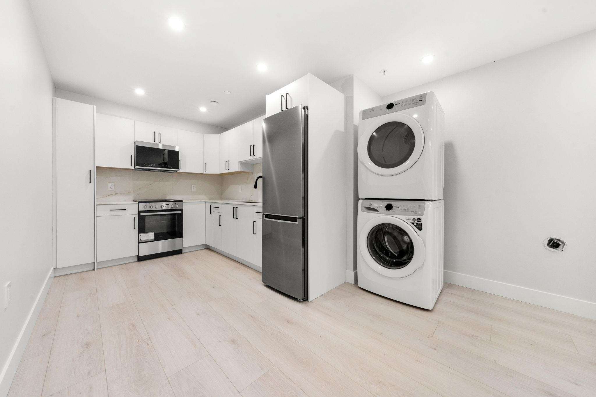 3274 44Th Avenue E, Vancouver, BC