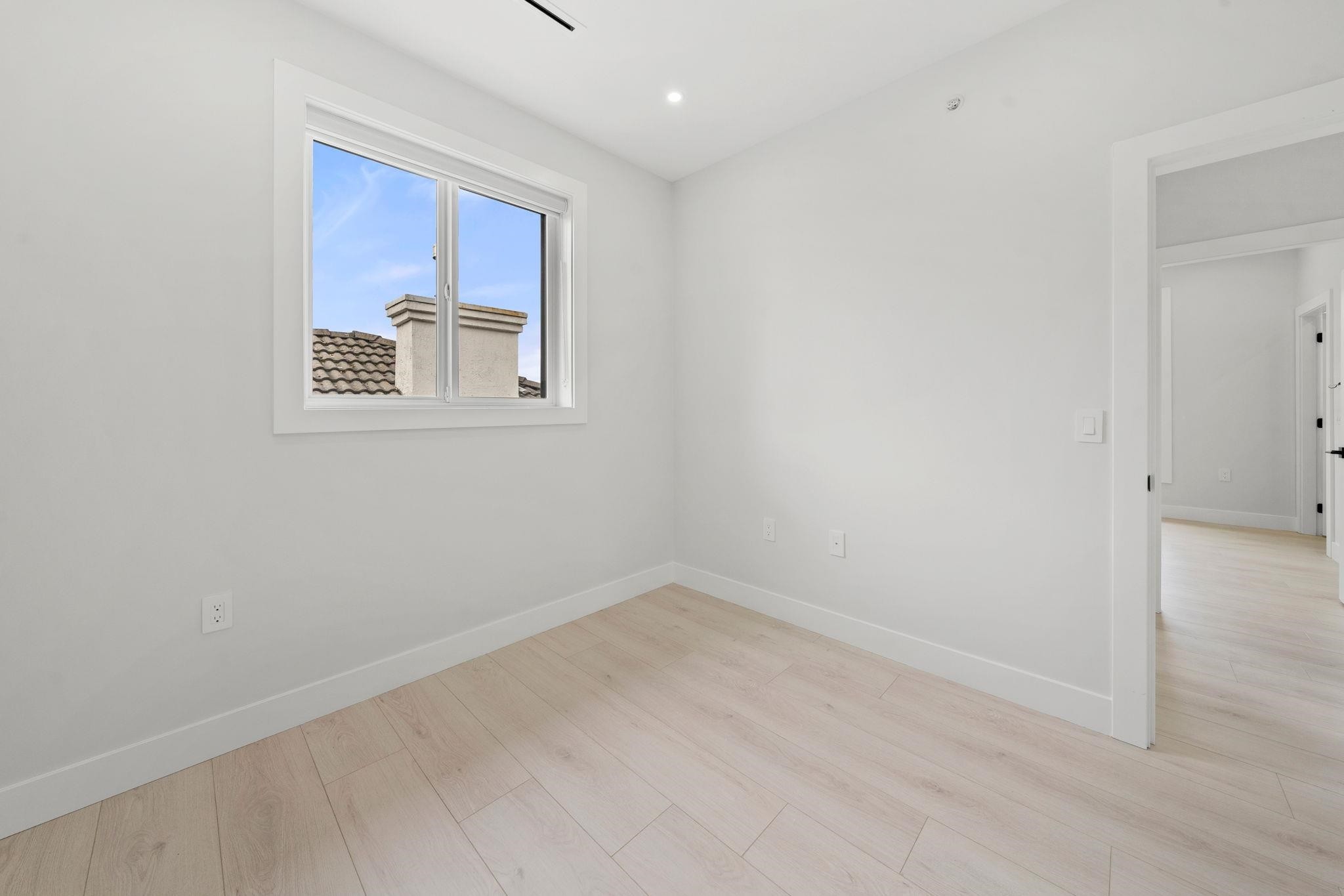 3274 44Th Avenue E, Vancouver, BC