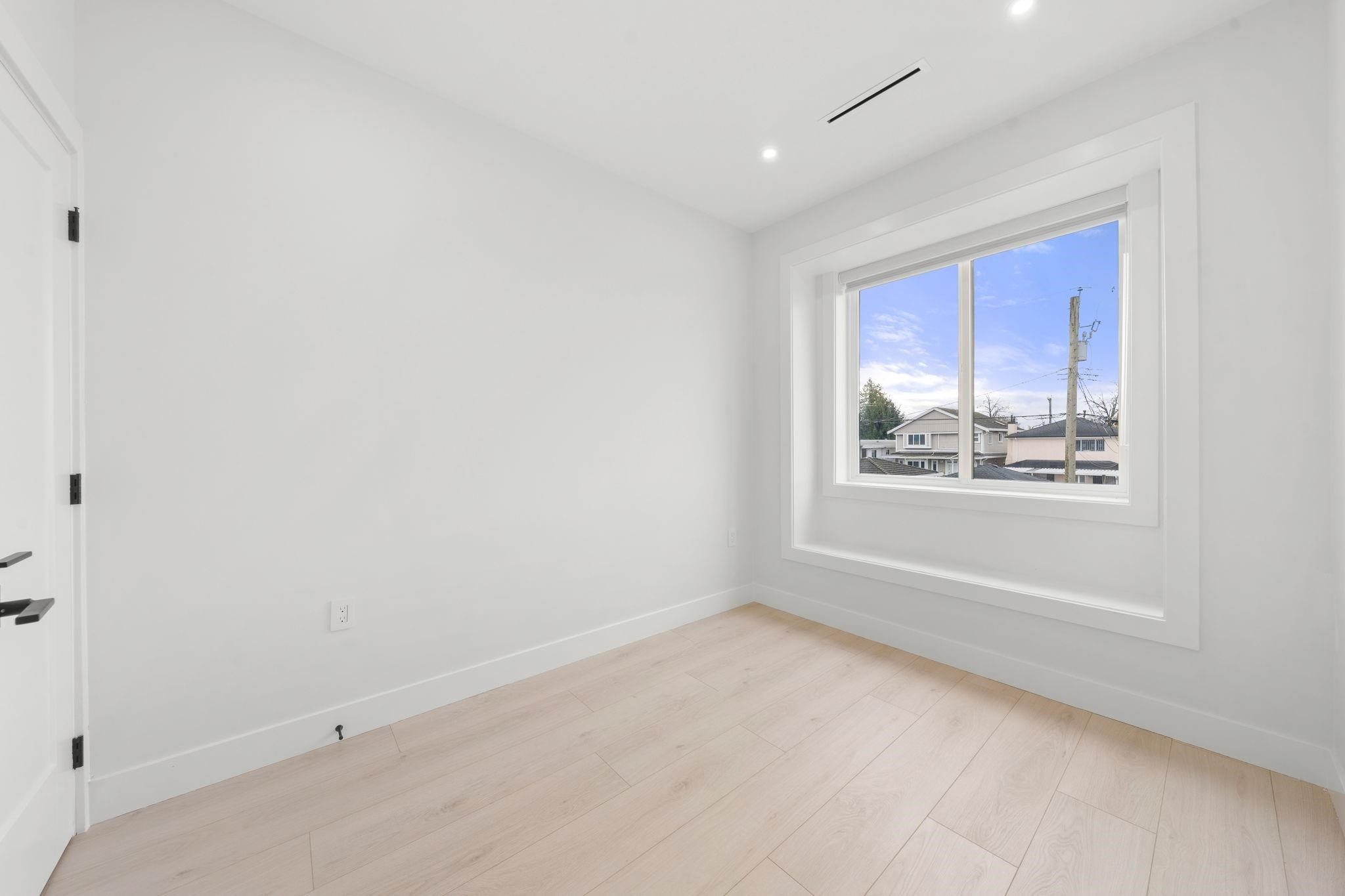 3274 44Th Avenue E, Vancouver, BC