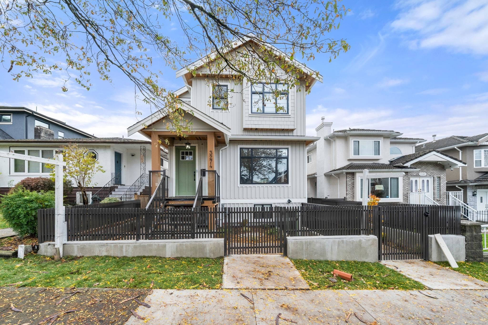 3274 44Th Avenue E, Vancouver, BC