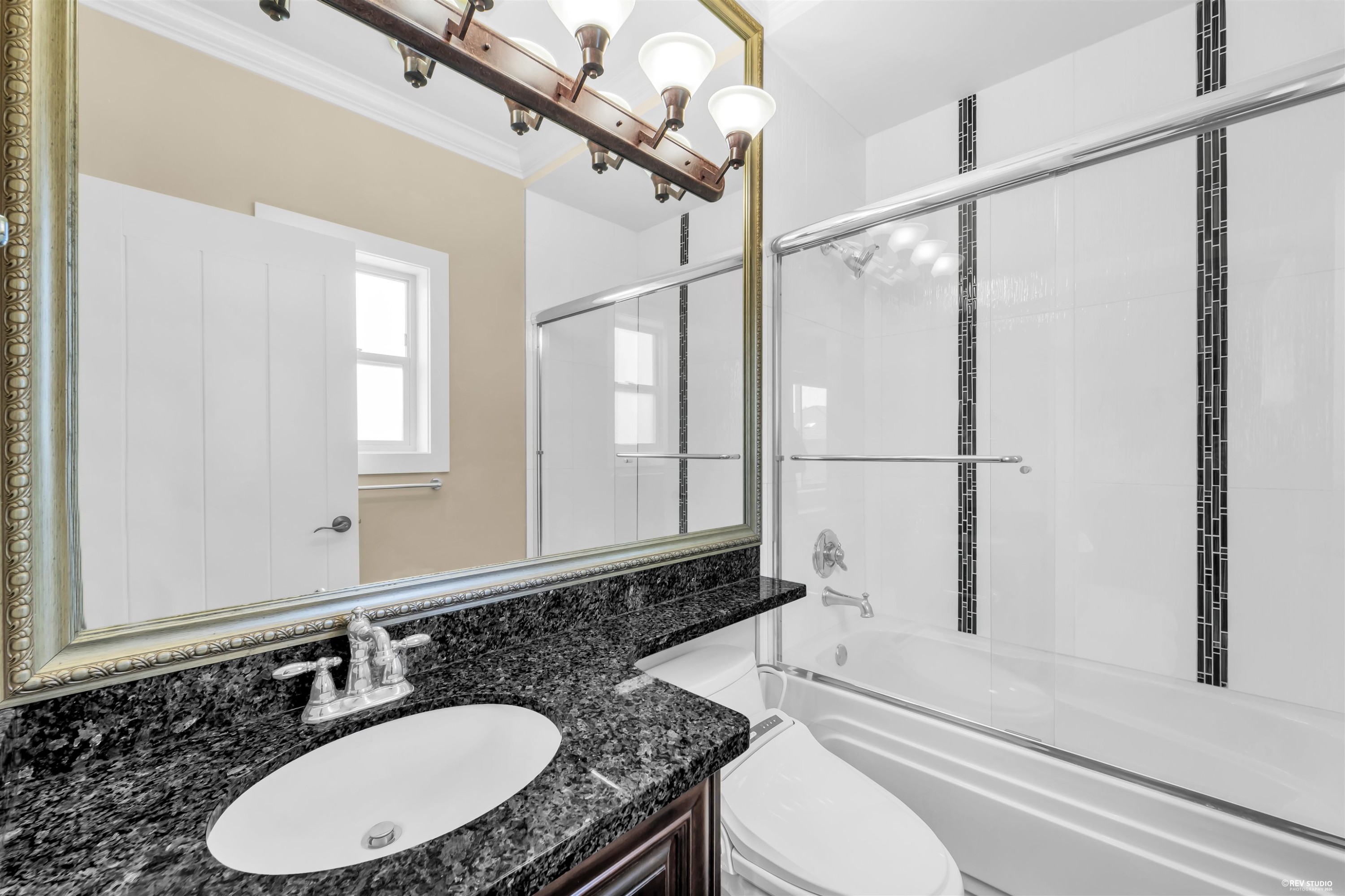 5628 Gibbons Drive, Richmond, BC