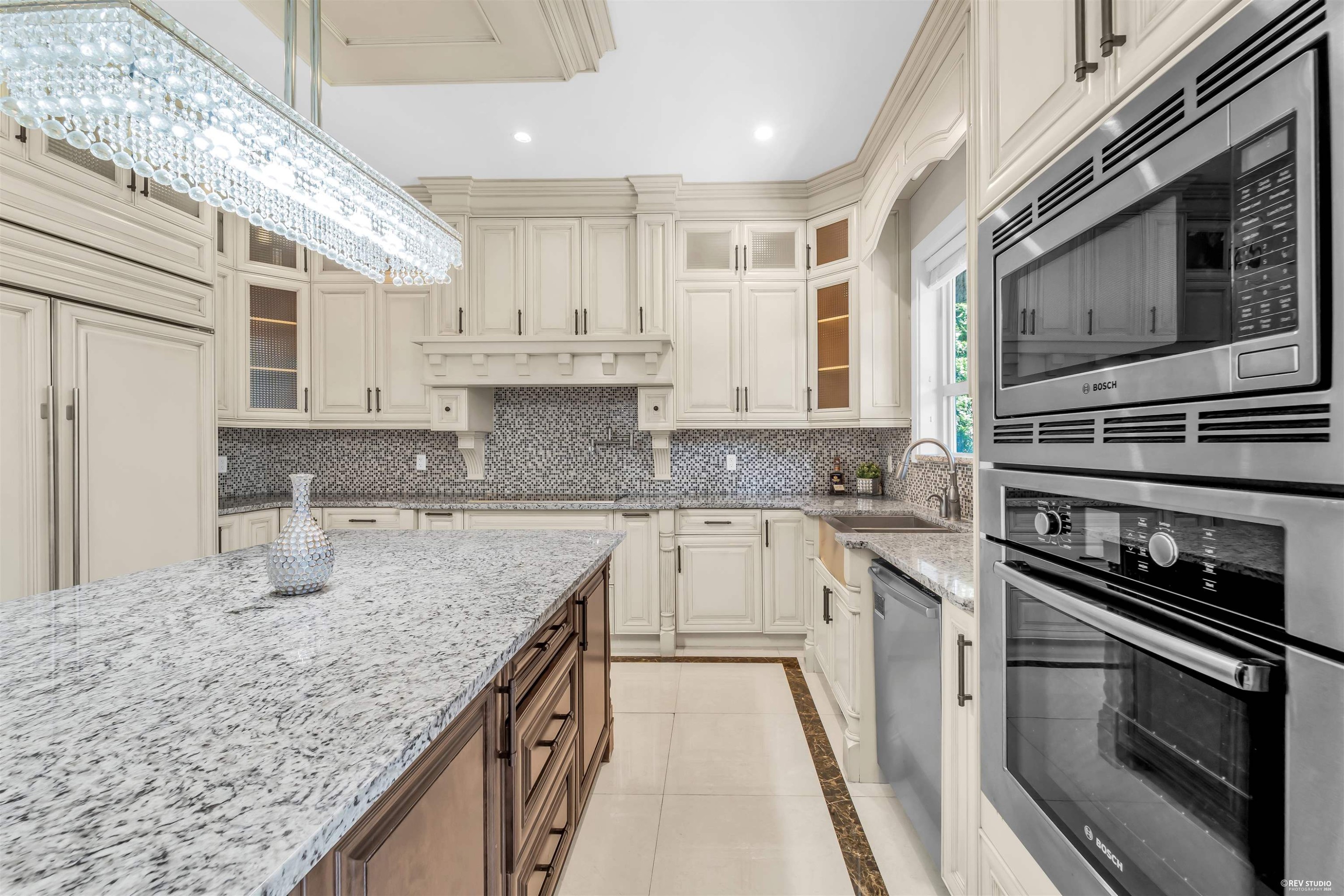 5628 Gibbons Drive, Richmond, BC