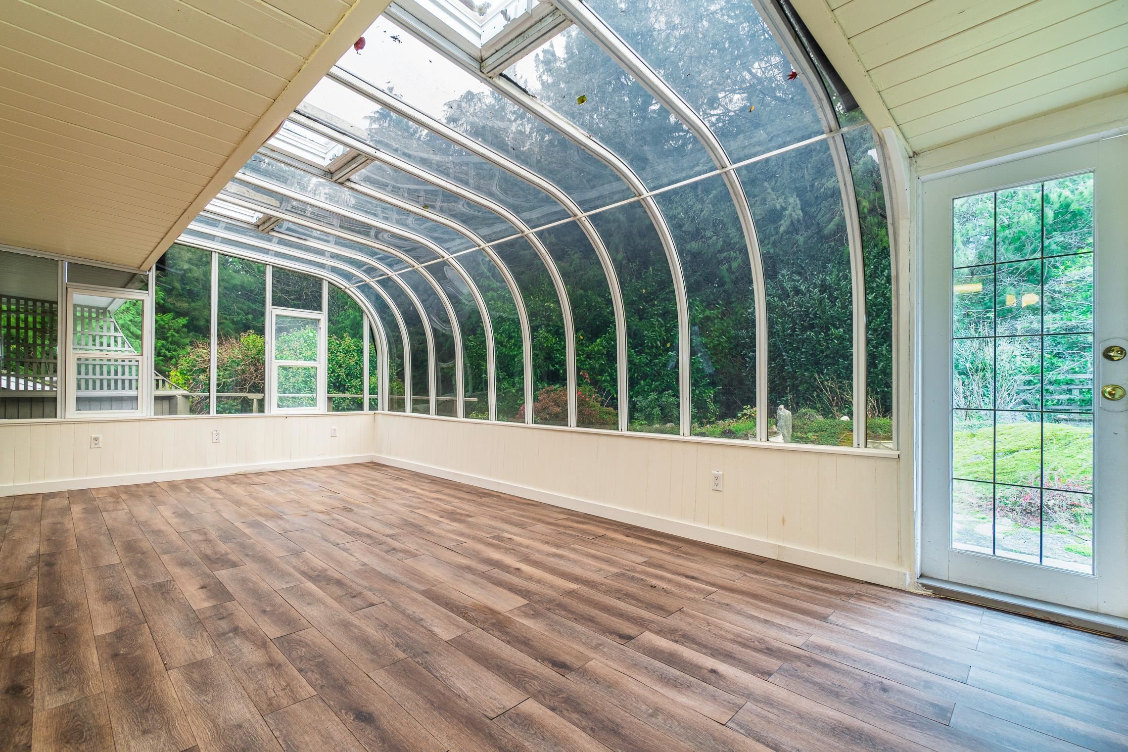 5725 Cranley Drive, West Vancouver, BC