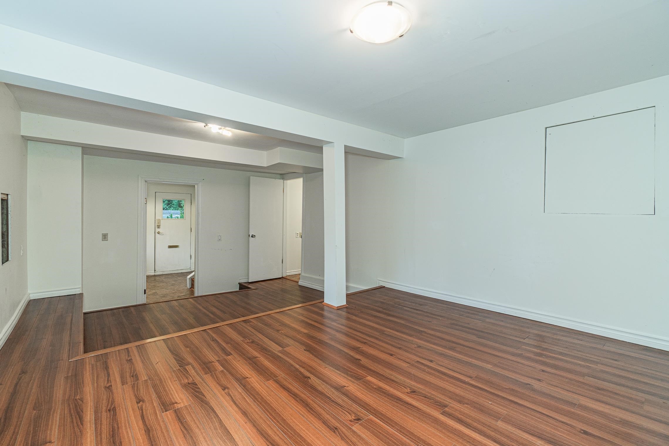 5725 Cranley Drive, West Vancouver, BC