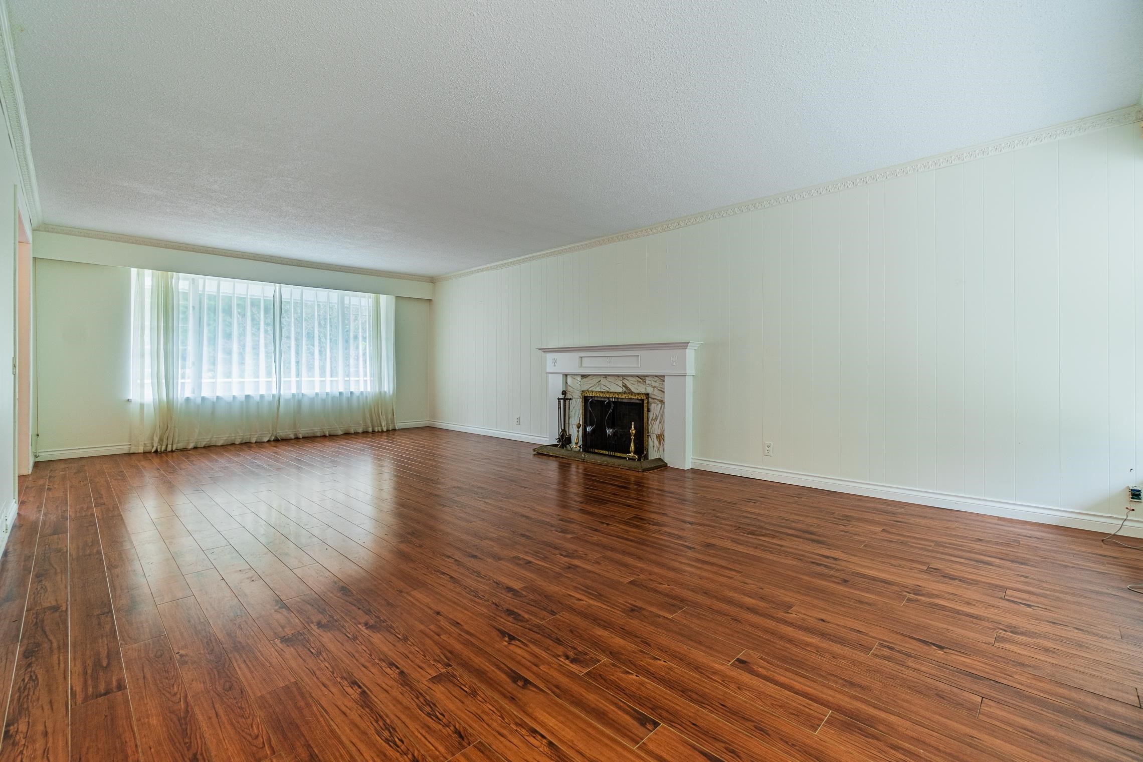5725 Cranley Drive, West Vancouver, BC