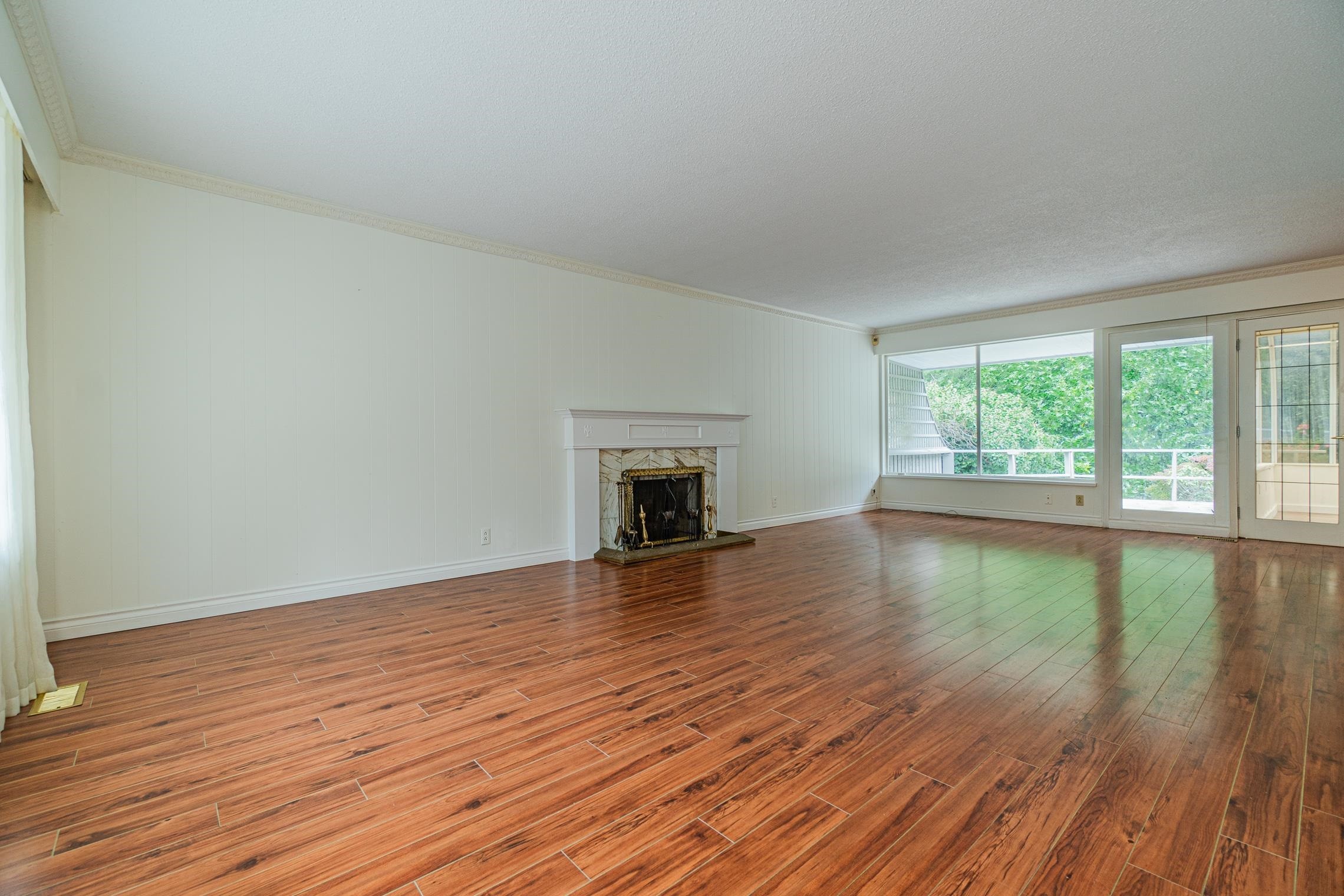 5725 Cranley Drive, West Vancouver, BC
