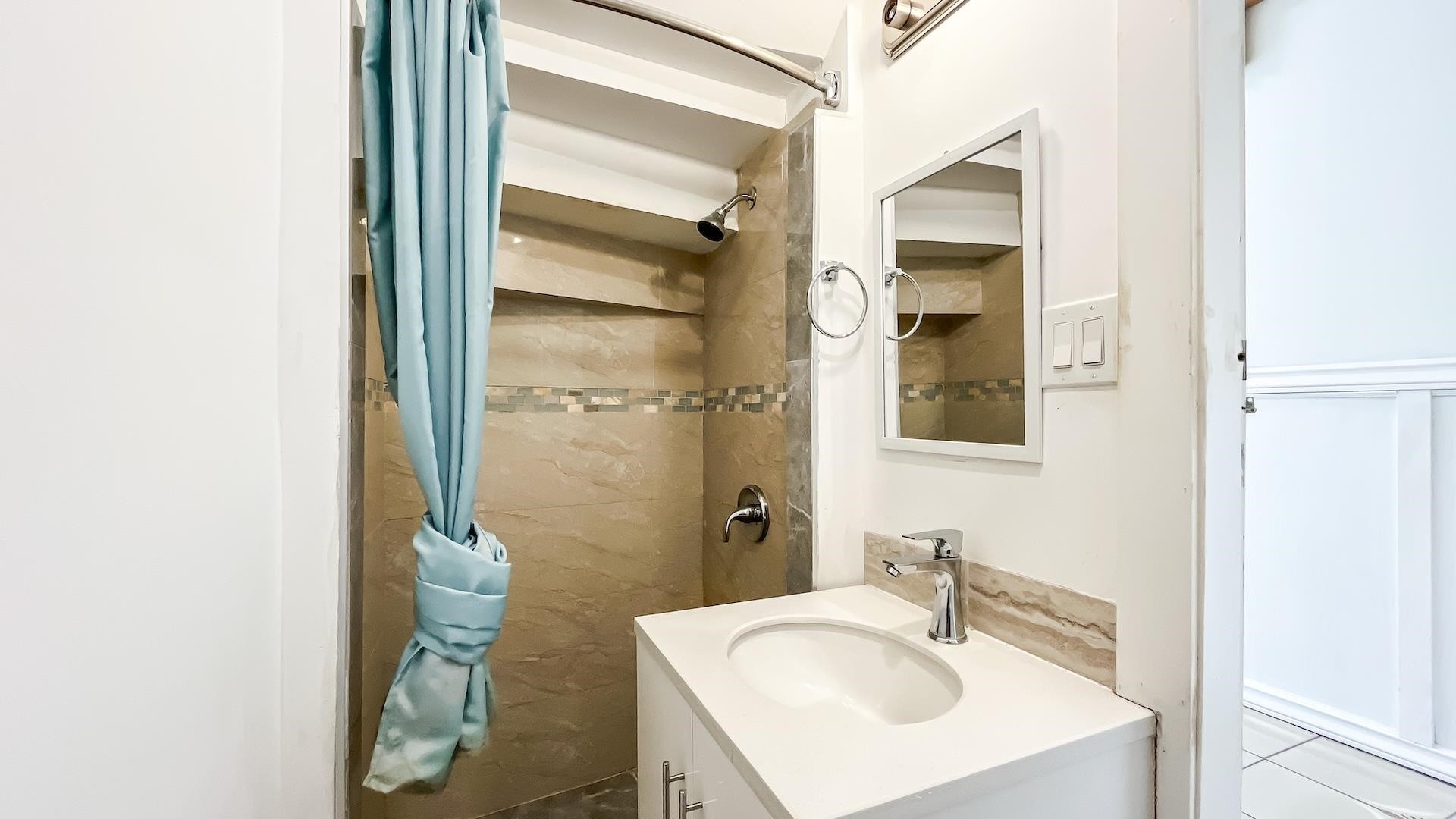 1277 Charter Hill Drive, Coquitlam, BC