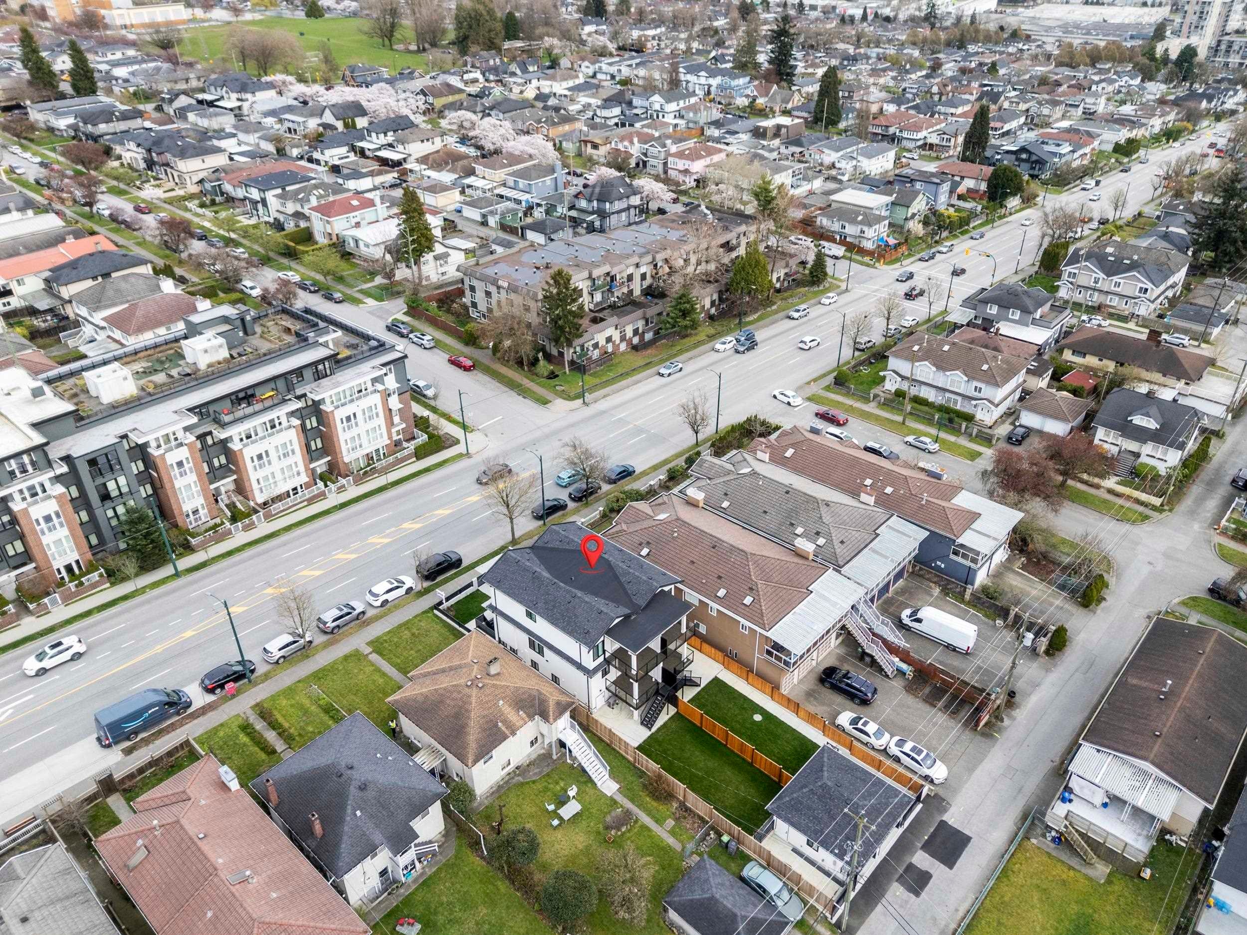 1-7361 Fraser Street, Vancouver, BC