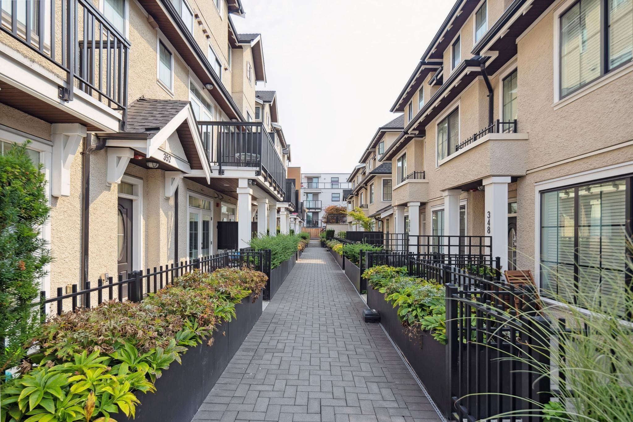 352 62Nd Avenue W, Vancouver, BC