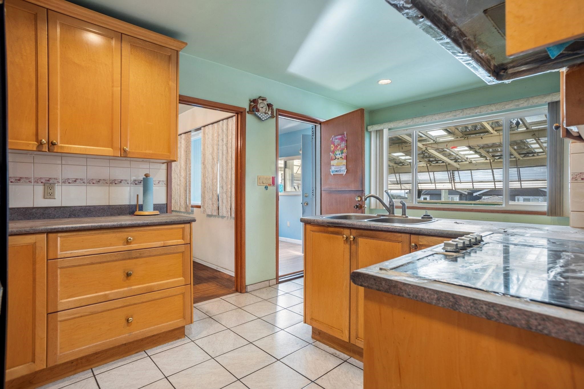 1388 60Th Avenue E, Vancouver, BC