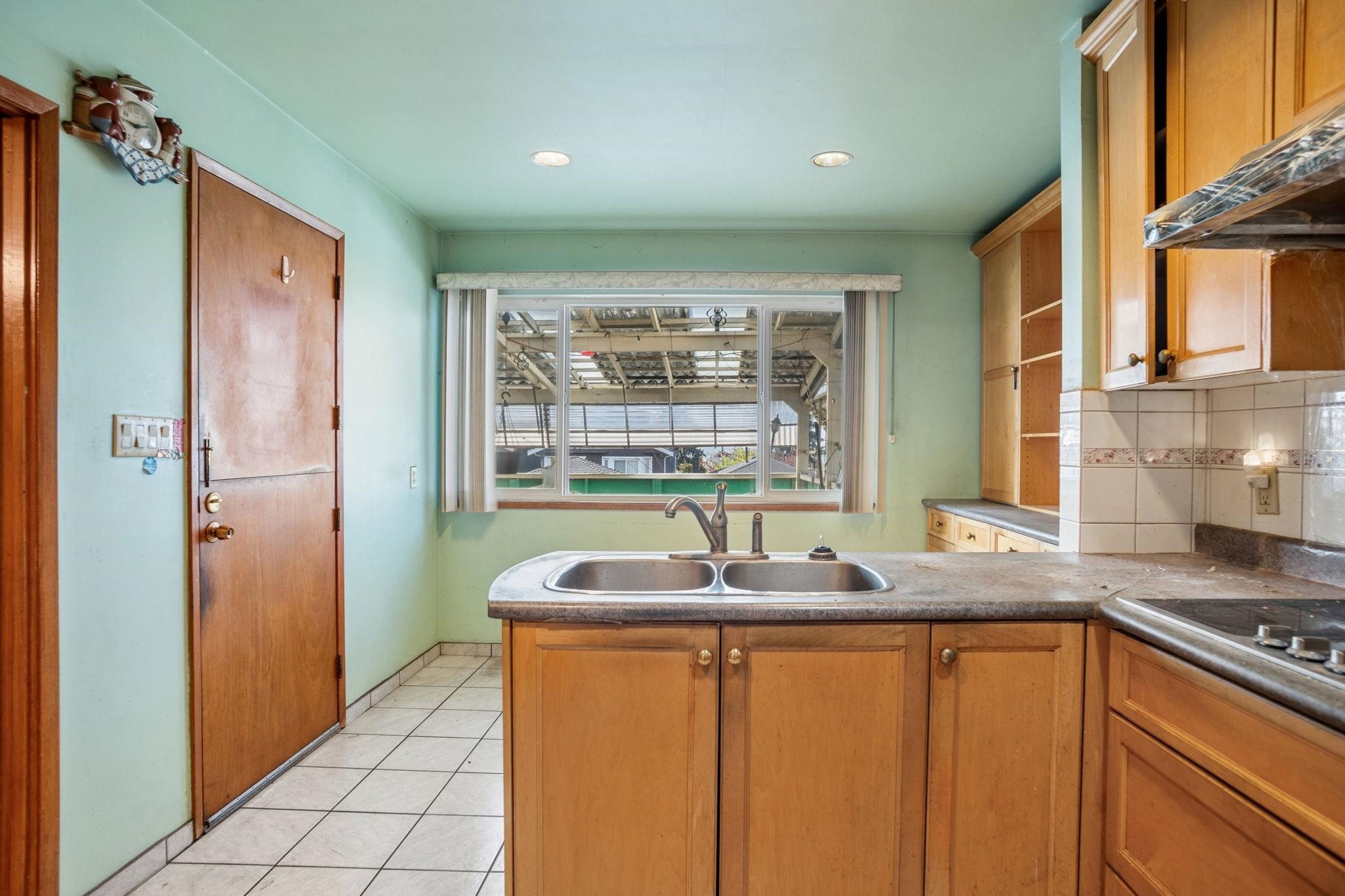 1388 60Th Avenue E, Vancouver, BC