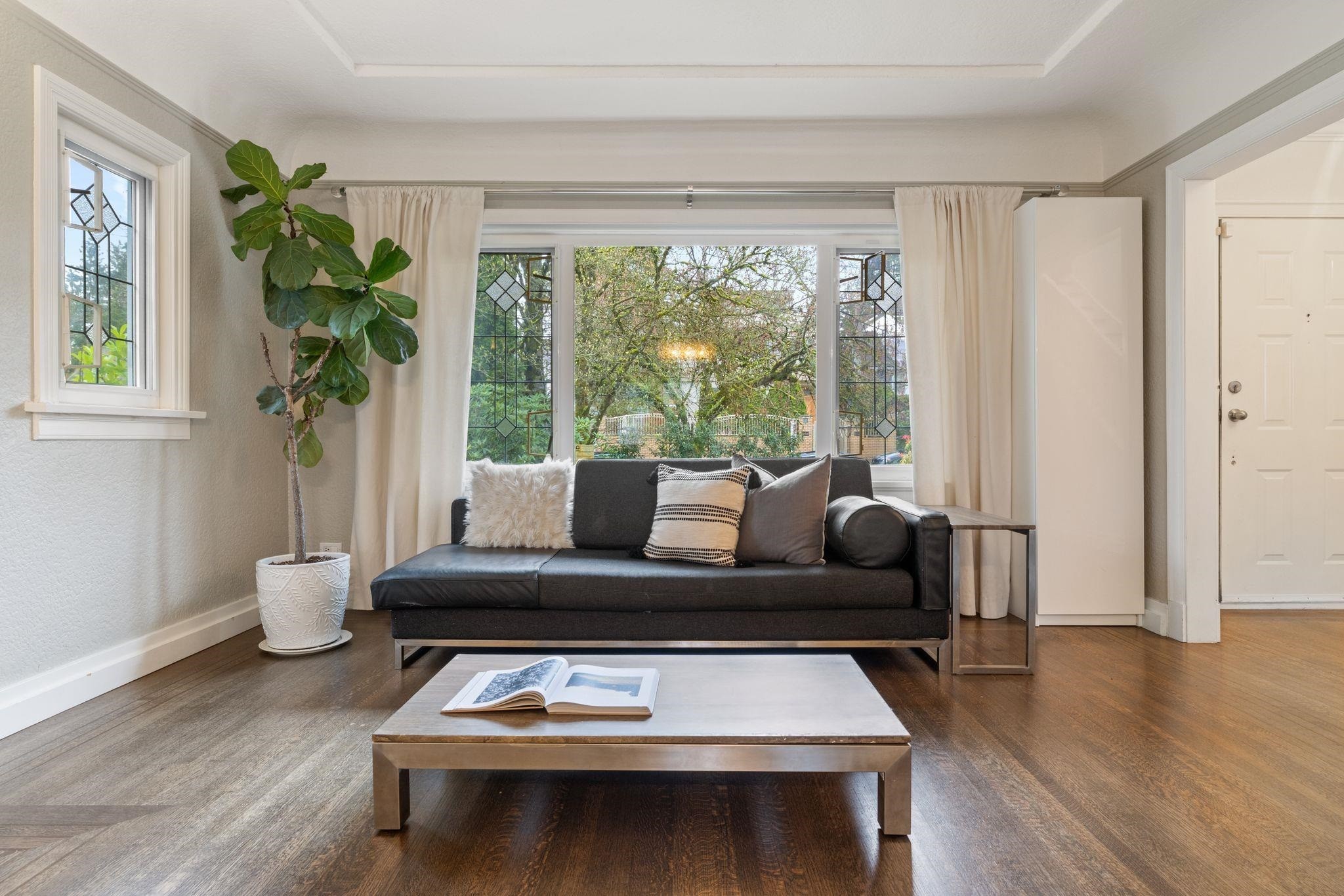 2907 30Th Avenue W, Vancouver, BC