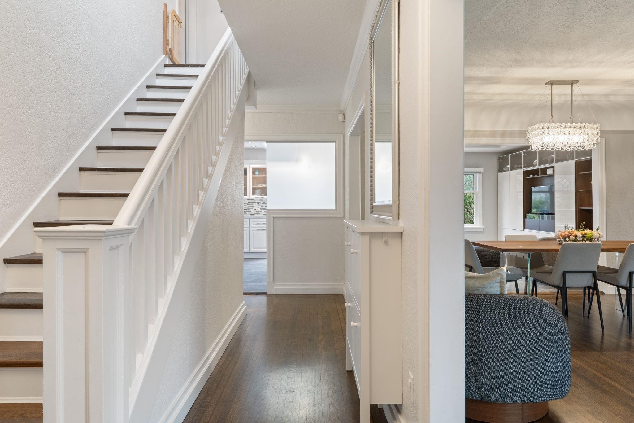 2907 30Th Avenue W, Vancouver, BC