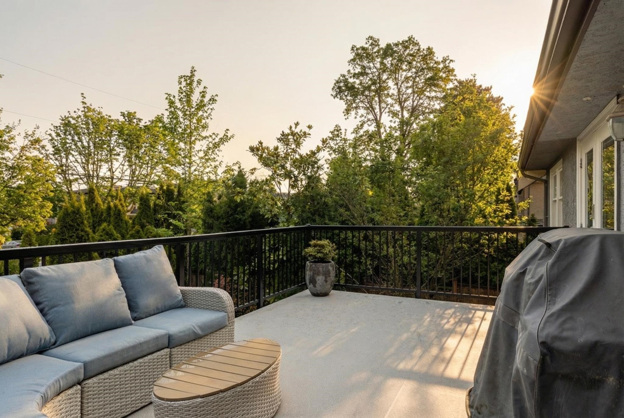 2907 30Th Avenue W, Vancouver, BC