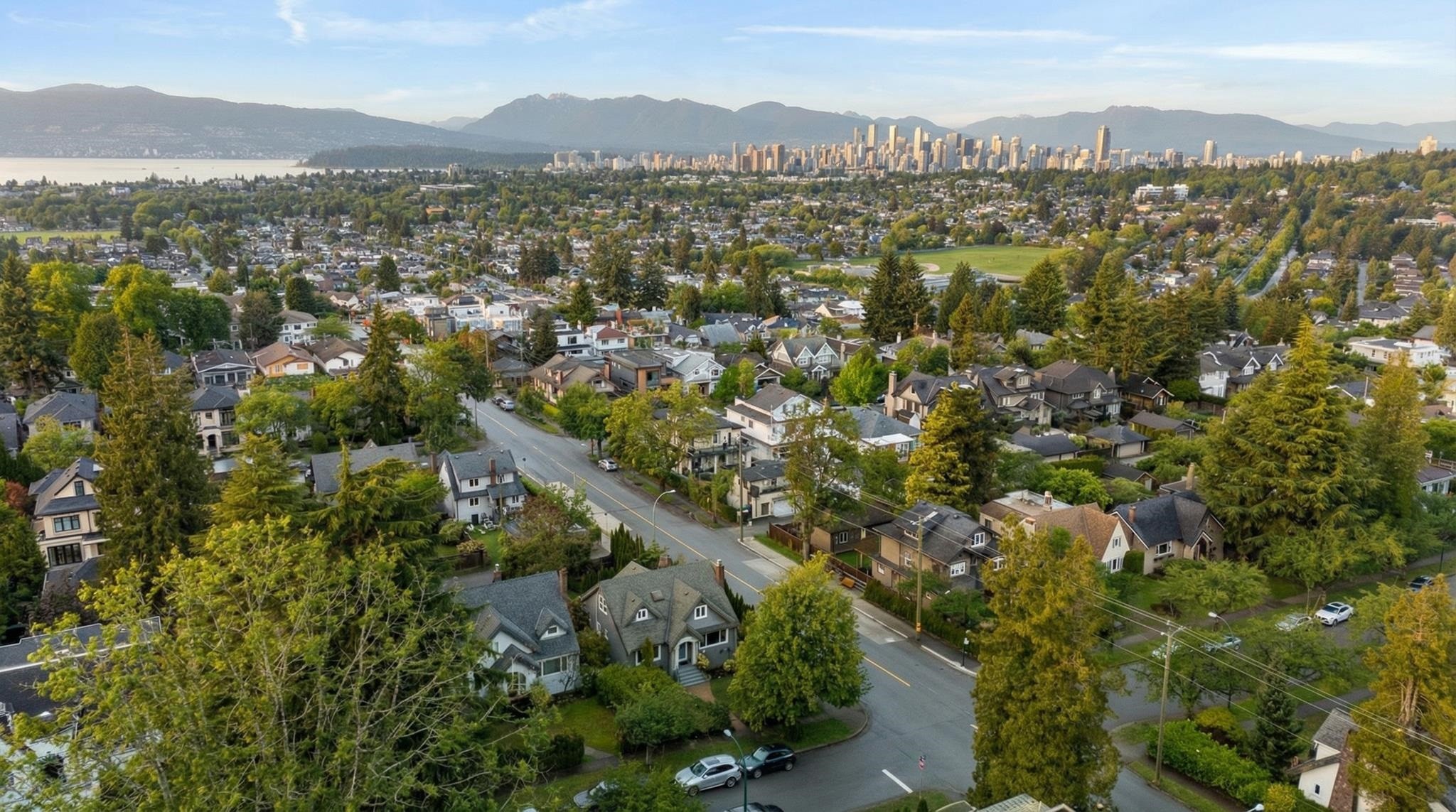 2907 30Th Avenue W, Vancouver, BC