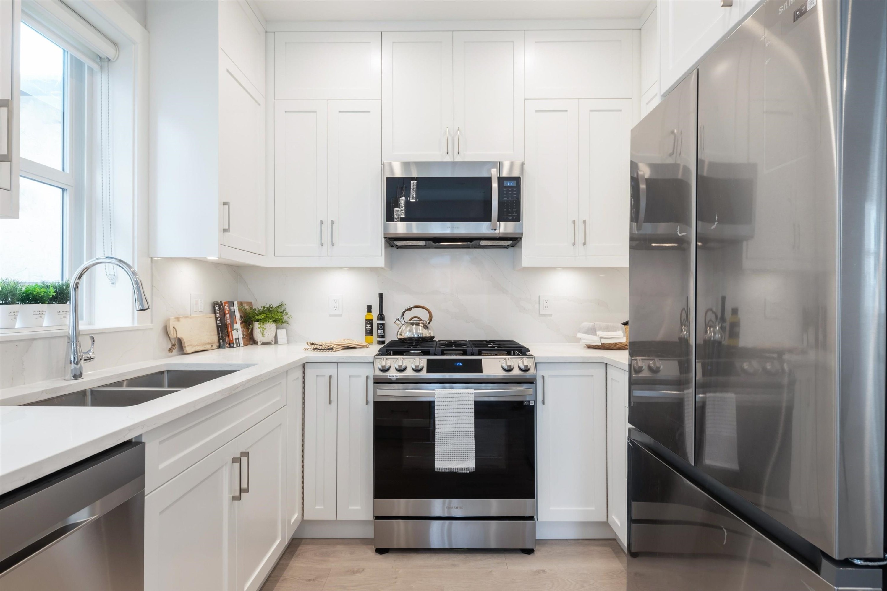 2316 Brock Street, Vancouver, BC