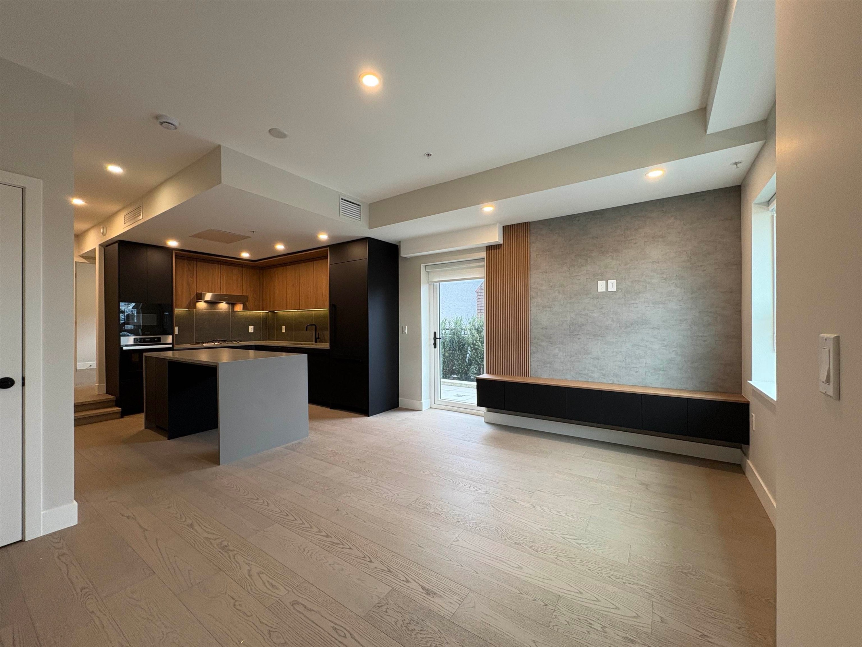 125 41St Avenue W, Vancouver, BC