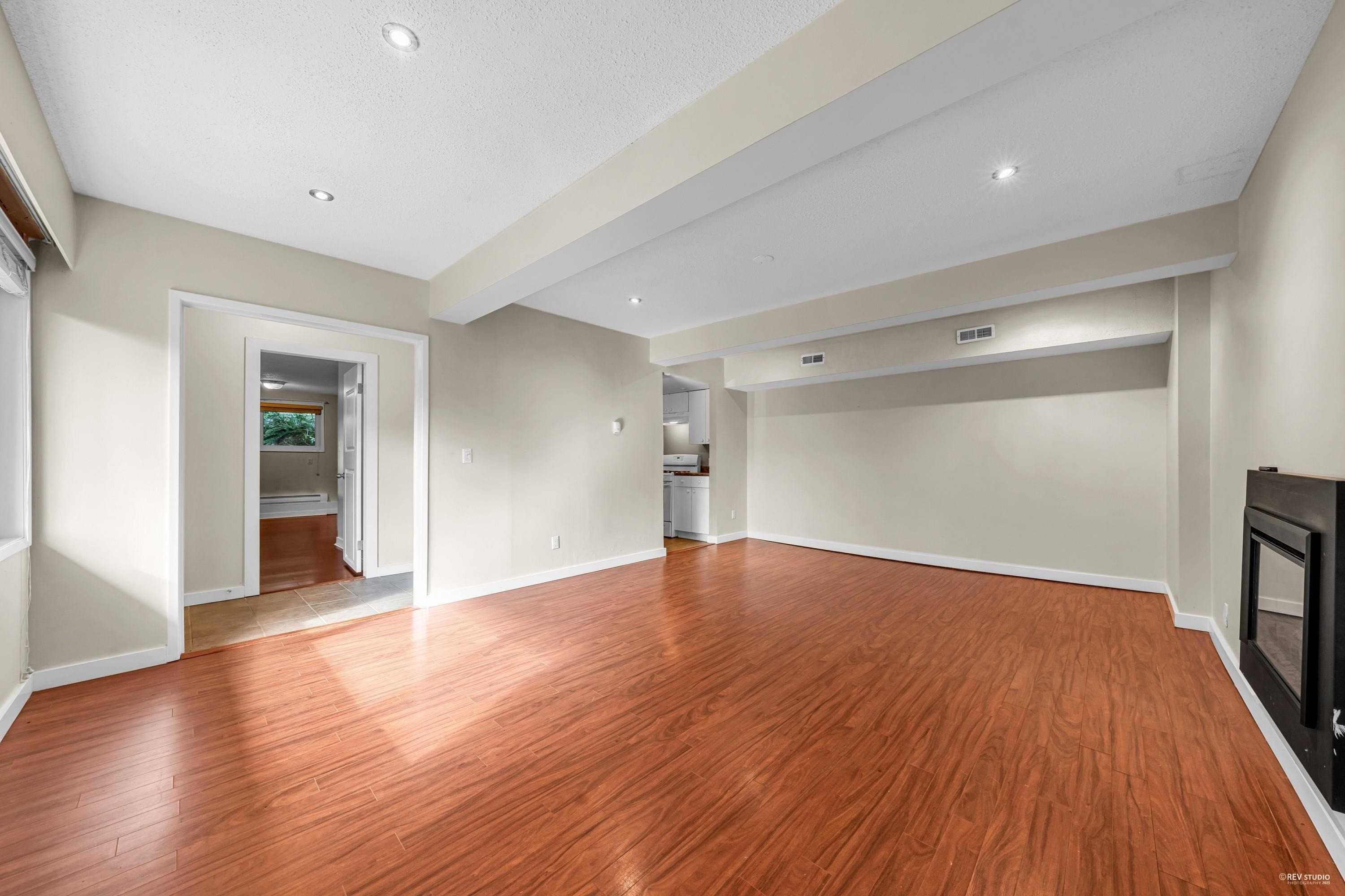84 Laurie Crescent, West Vancouver, BC