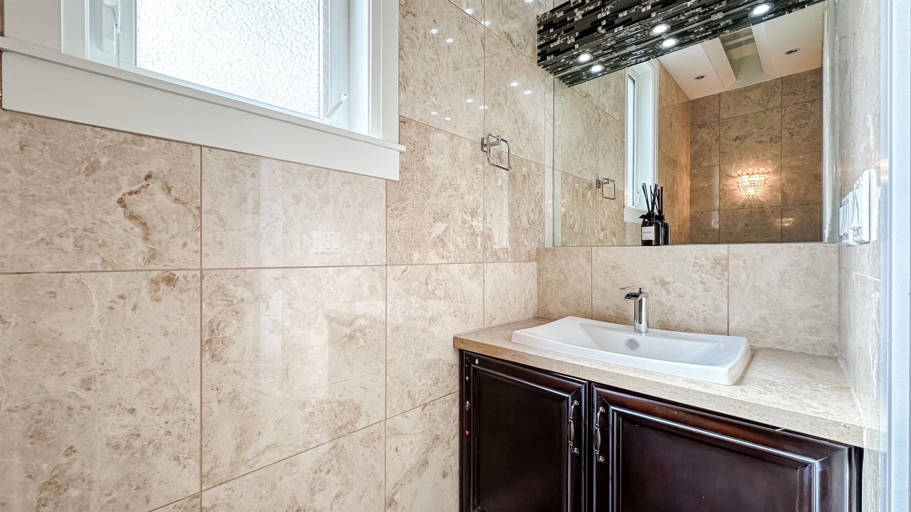 3941 11Th Avenue W, Vancouver, BC