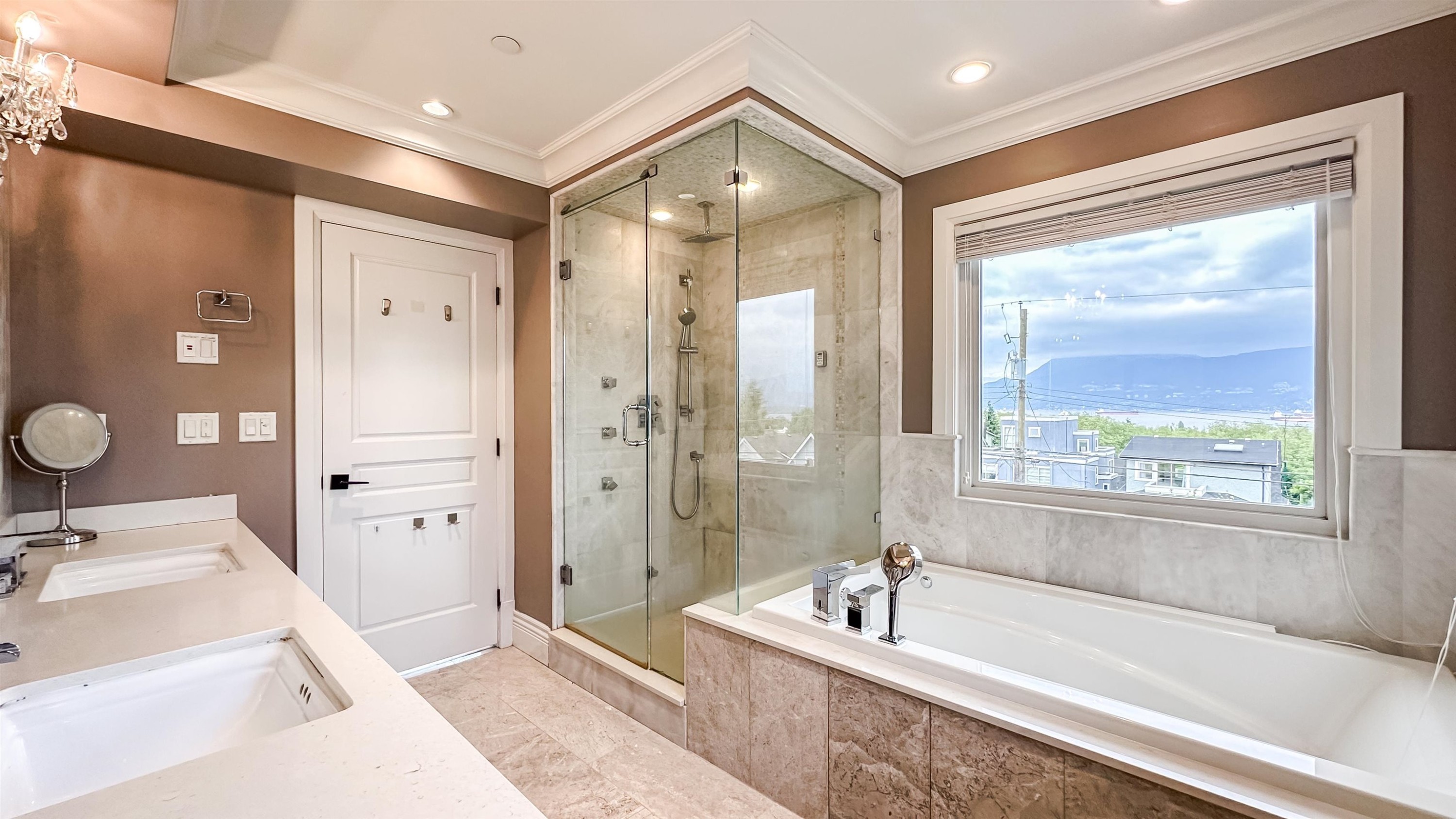 3941 11Th Avenue W, Vancouver, BC