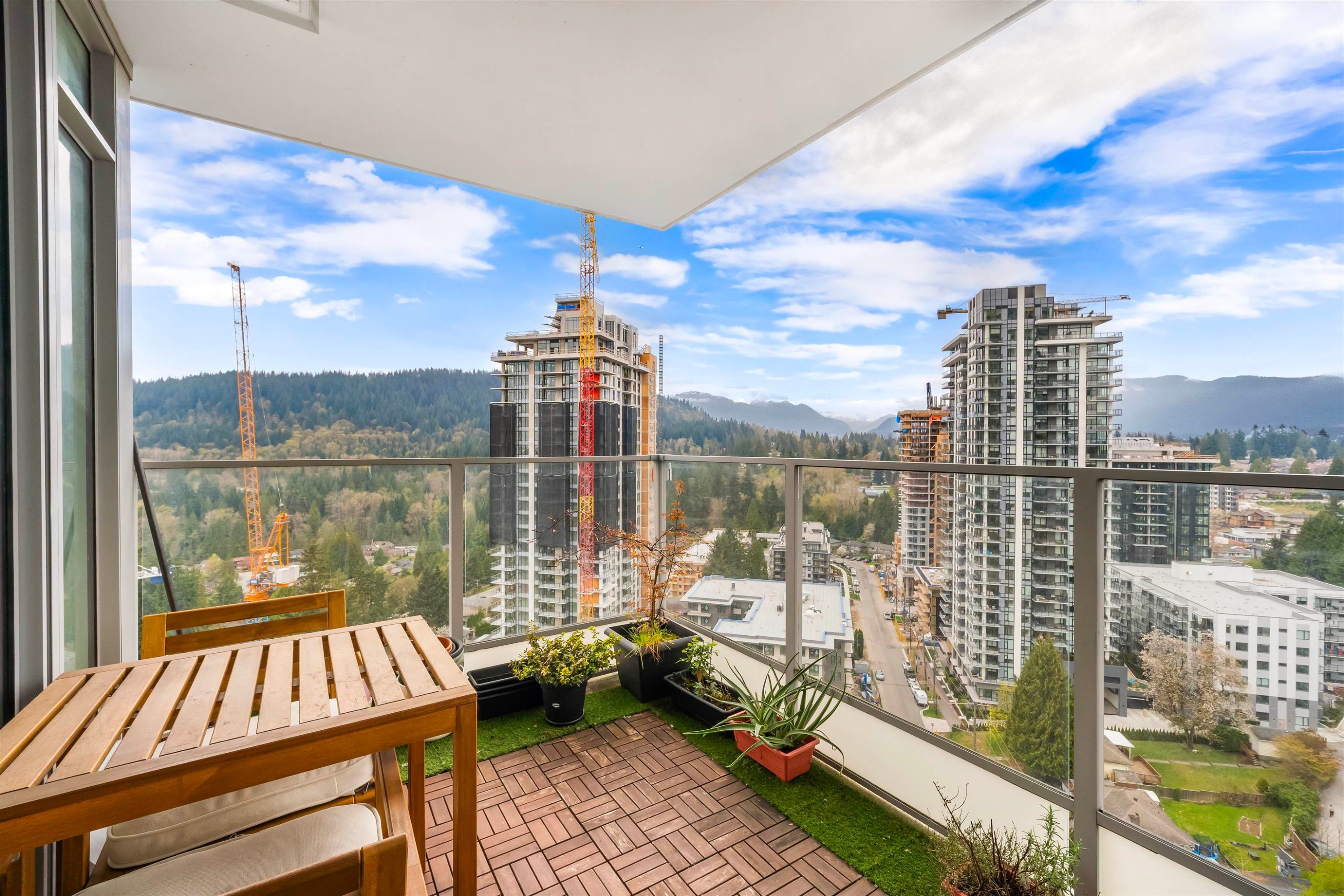2005-520 Como Lake Avenue, Coquitlam, BC
