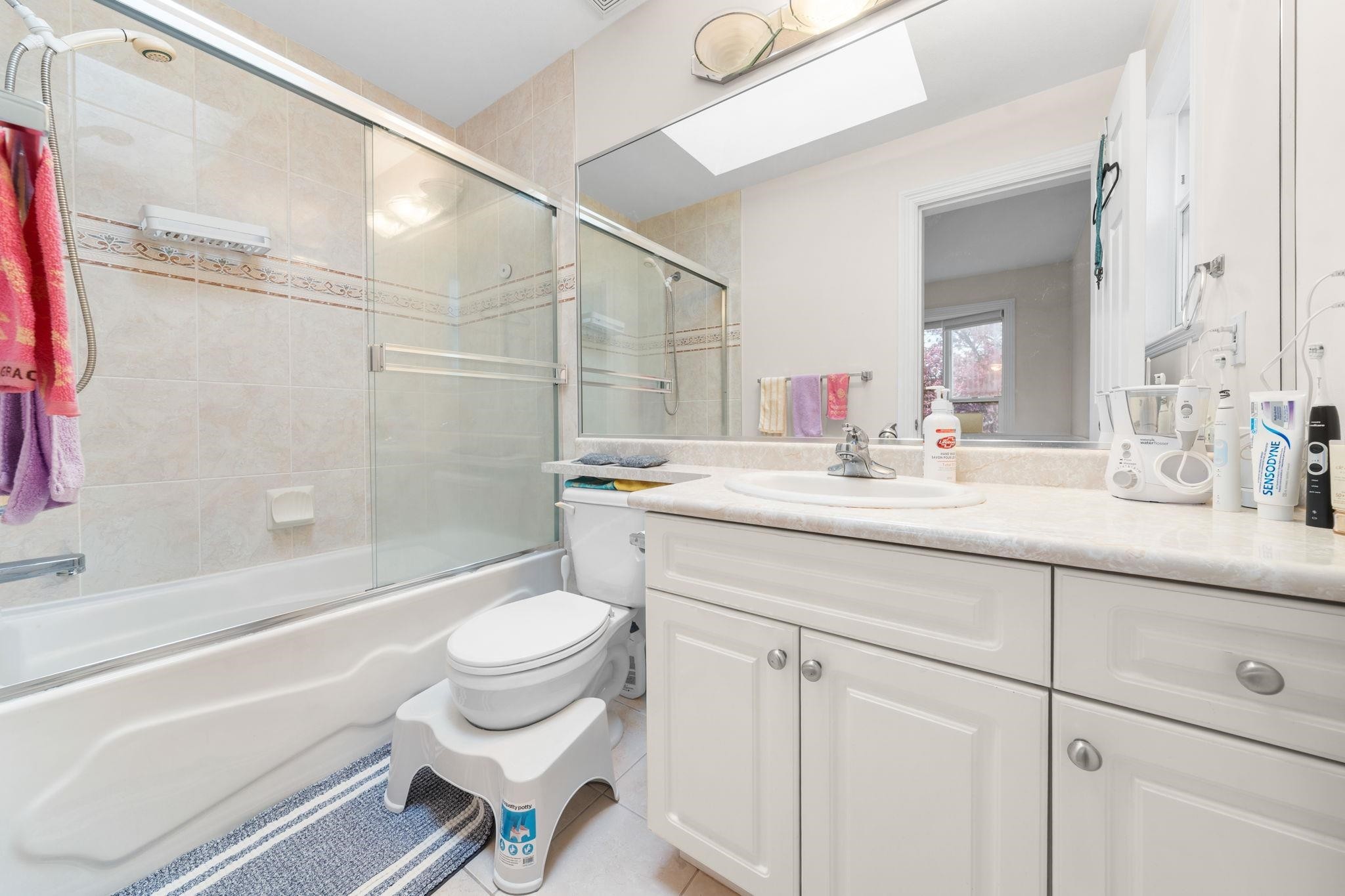 62 61St Avenue E, Vancouver, BC