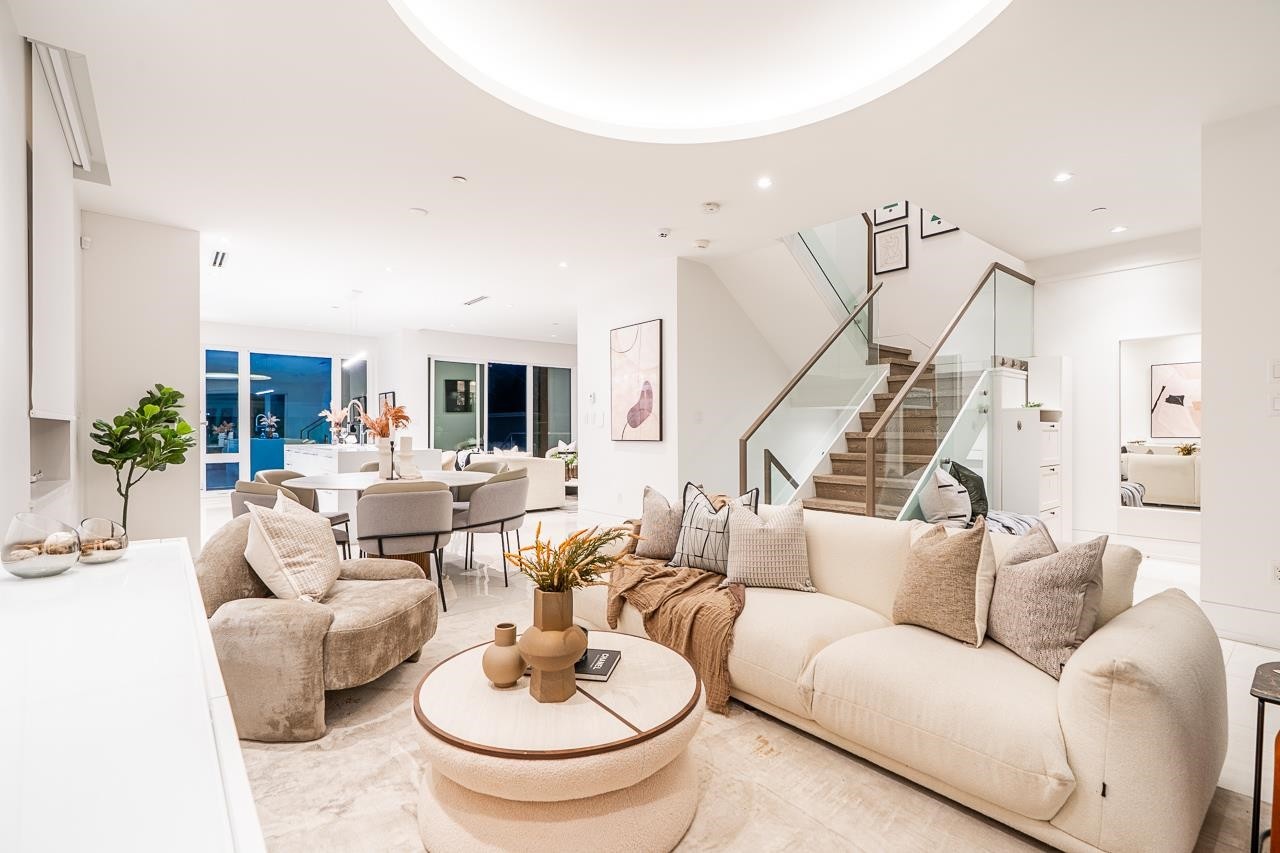 4691 9Th Avenue W, Vancouver, BC