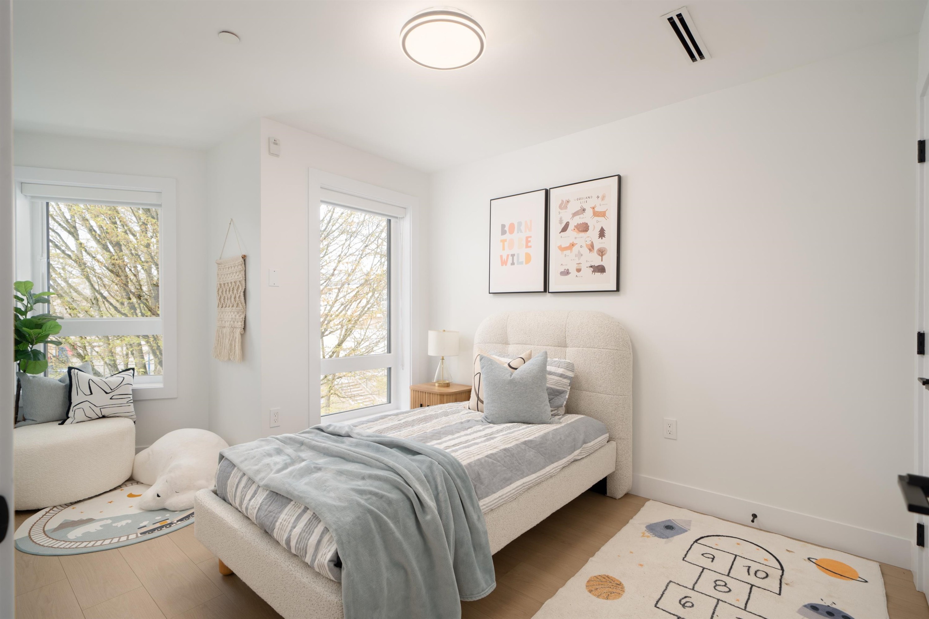 4826 Duchess Street, Vancouver, BC