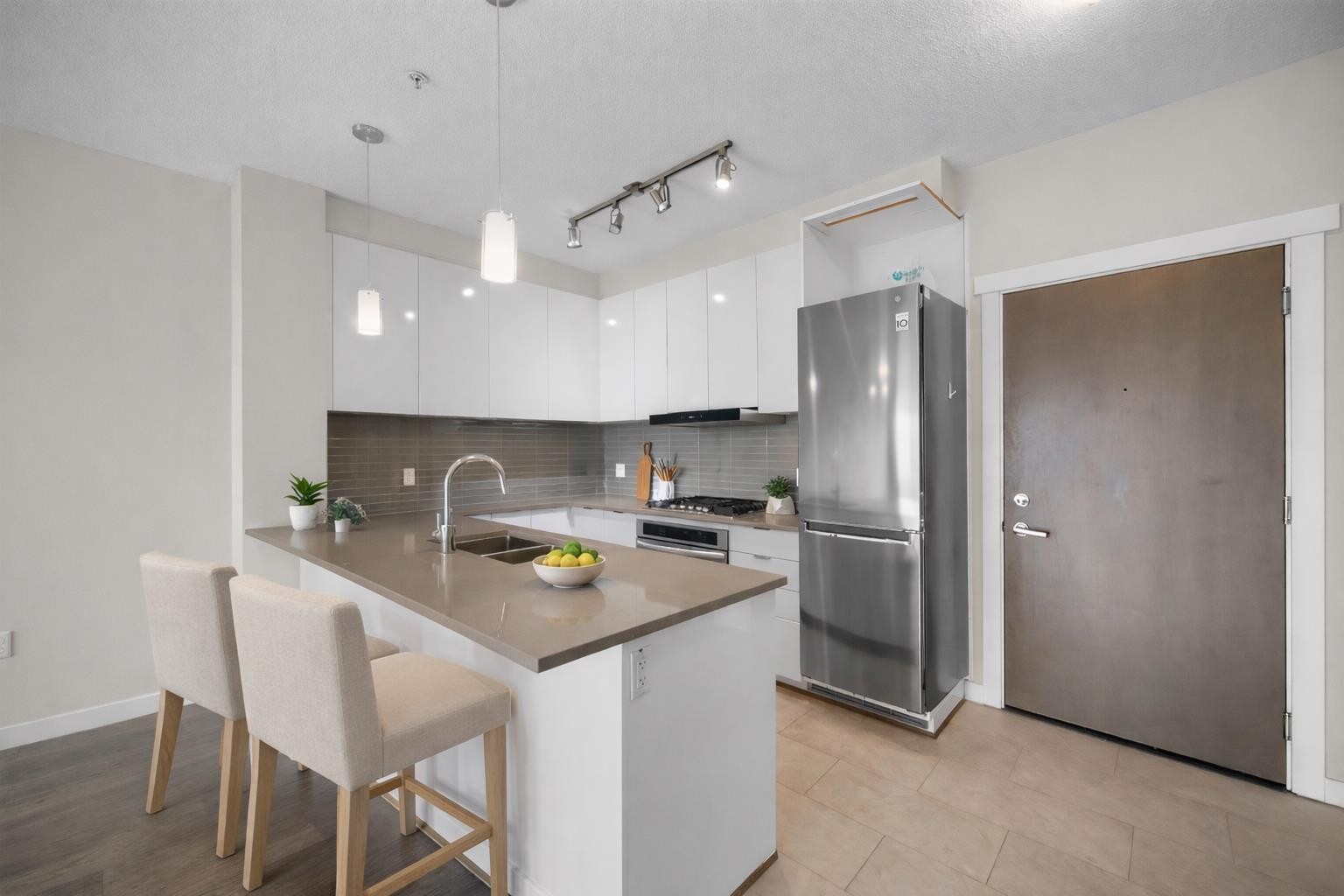603-9399 Alexandra Road, Richmond, BC