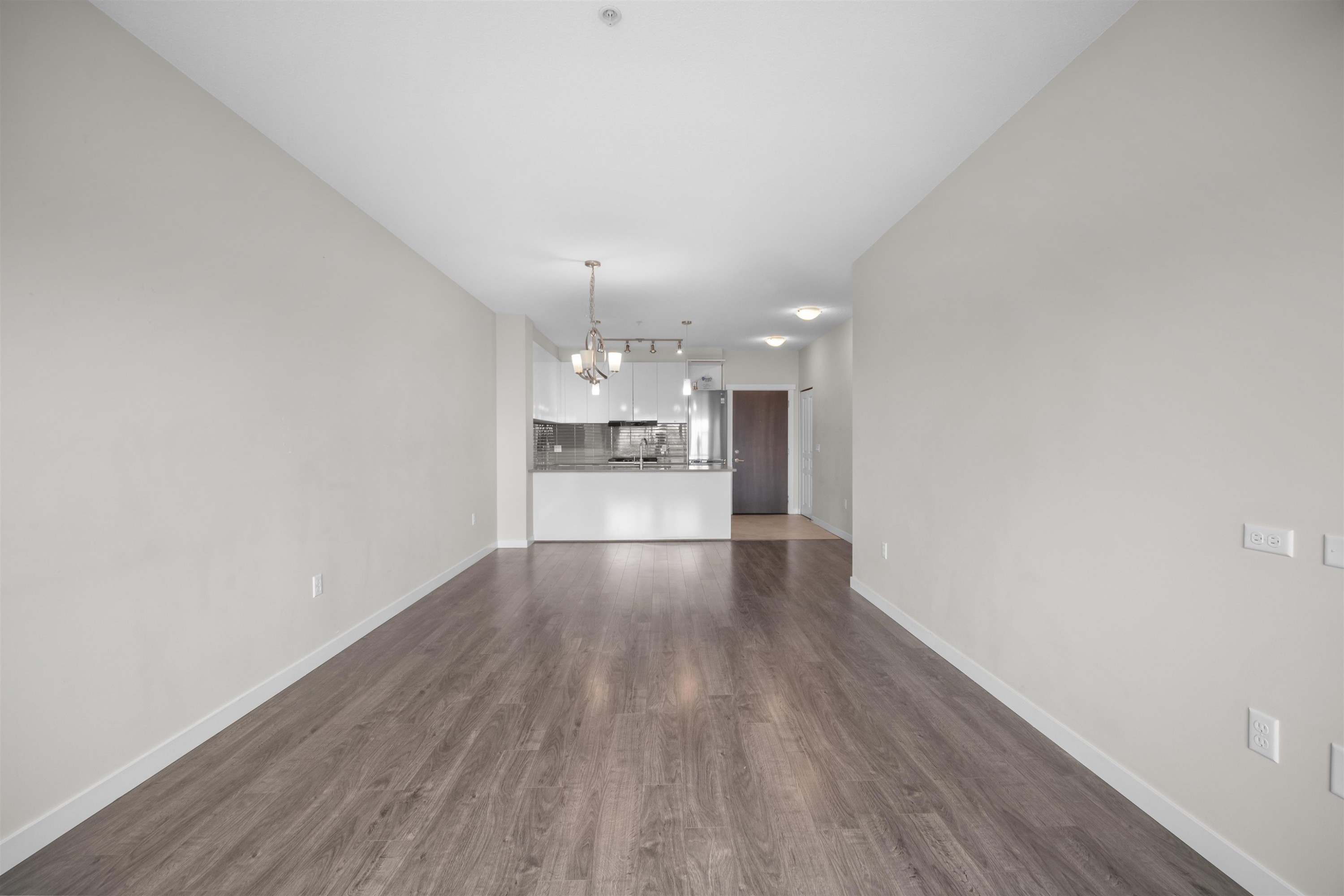 603-9399 Alexandra Road, Richmond, BC