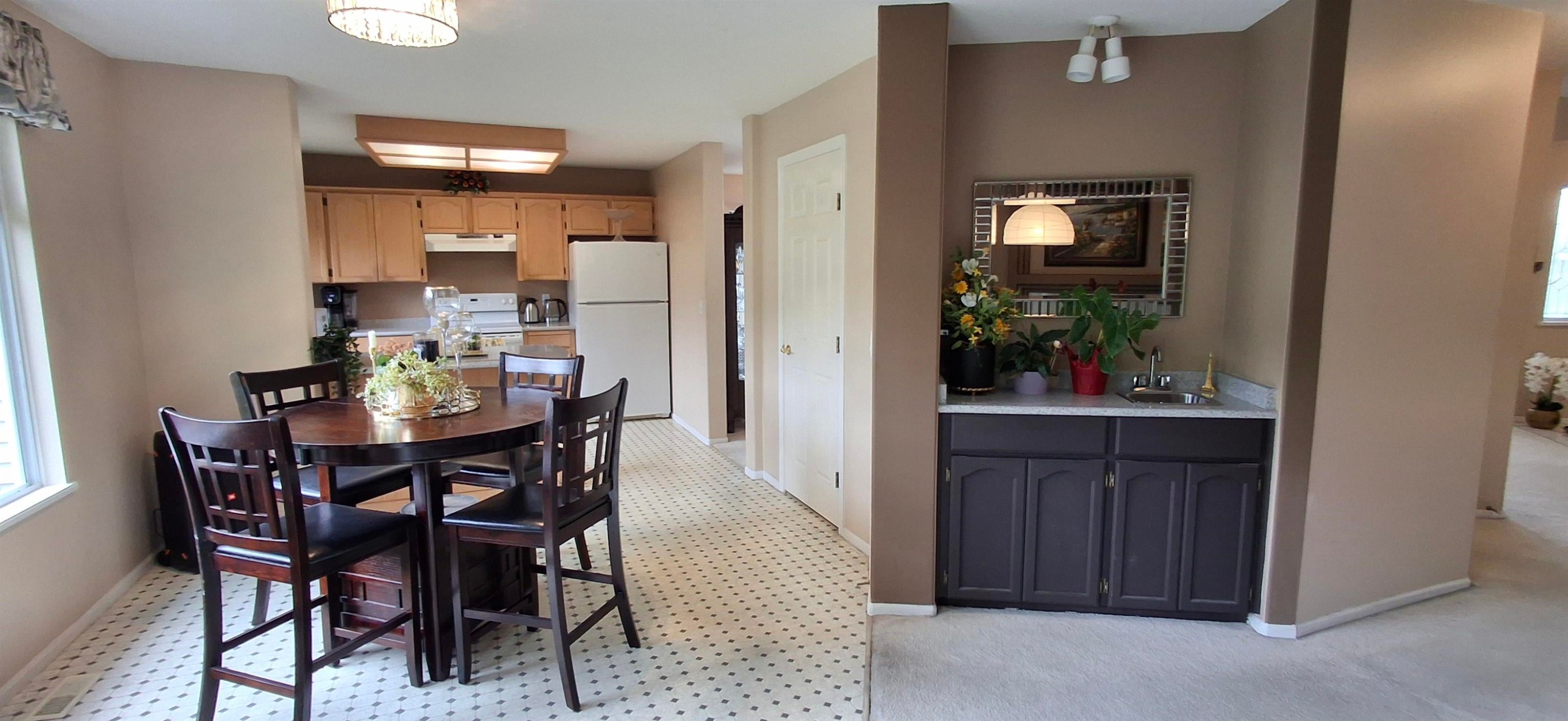 2925 Cliffrose Crescent, Coquitlam, BC