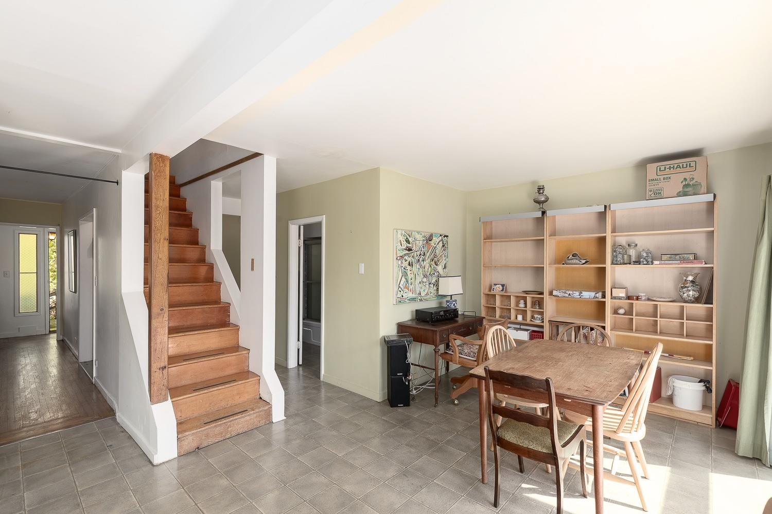 2002 13Th Avenue E, Vancouver, BC