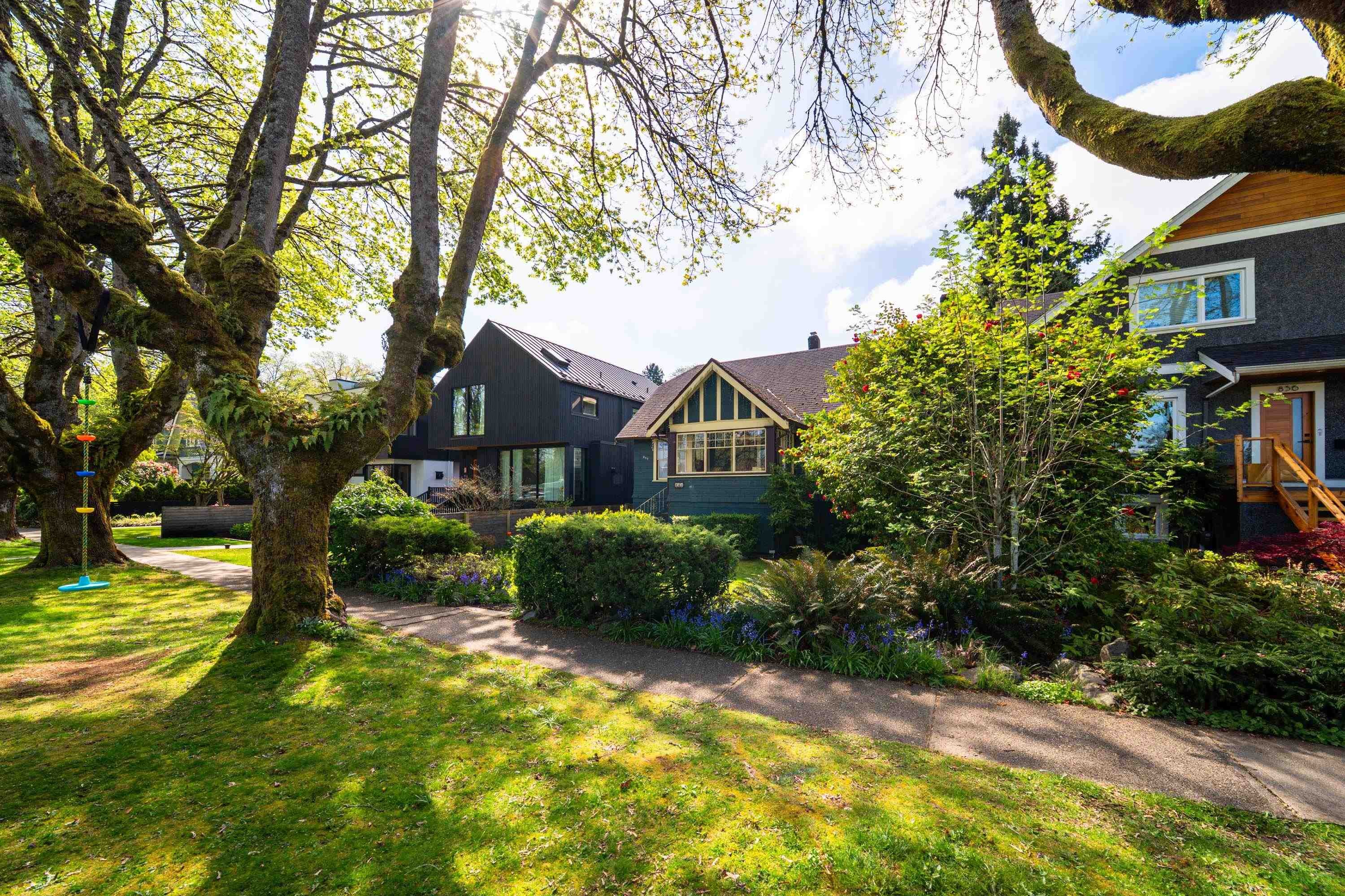 840 22Nd Avenue W, Vancouver, BC